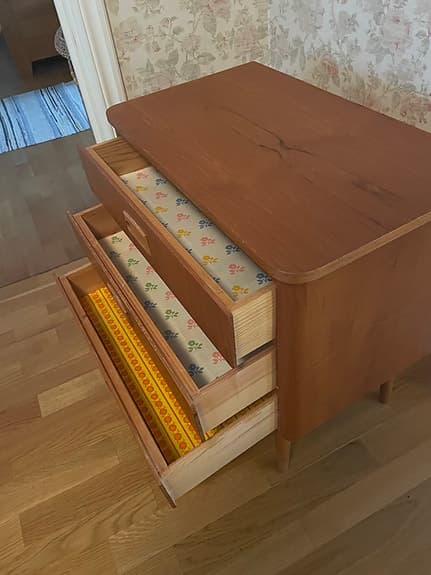 Retro teak byrå 1950- 60 tal vintage teak möbel hall möbel