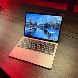 Apple Macbook Air M1 2020 - Excellent Condition