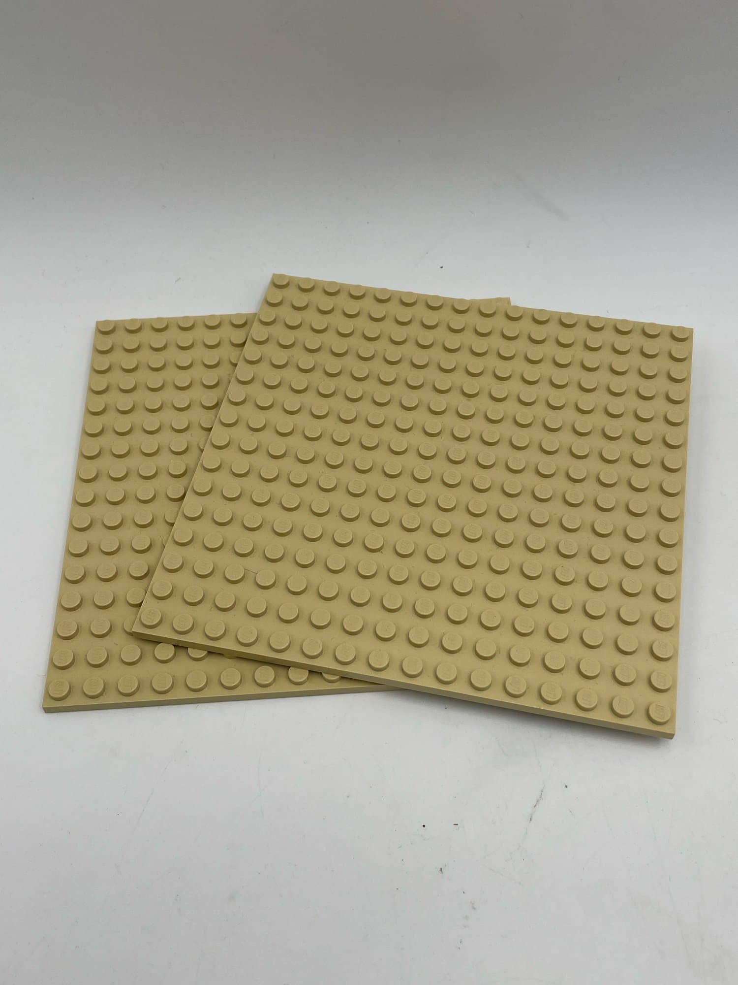 LEGO City 2 Stück 16x16 Bauplatte in Beige Basic Classic