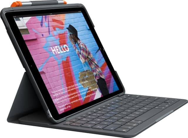 Logitech Slim Folio tangentbordsfodral för iPad 9th gen. - Använt skick – Synliga skador, fullt funktionell