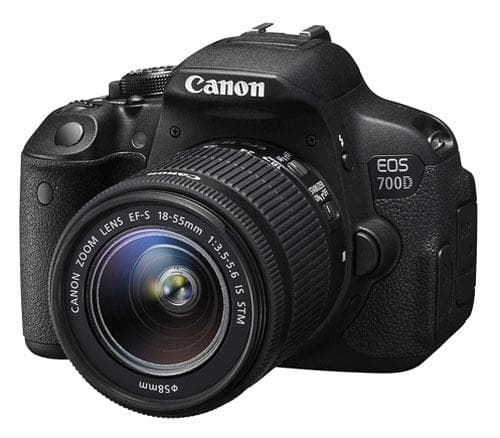 Reflex Canon EOS 700D + Obj. Canon EF-S IS STM 18 - 55 mm f/3.5 - 5.6