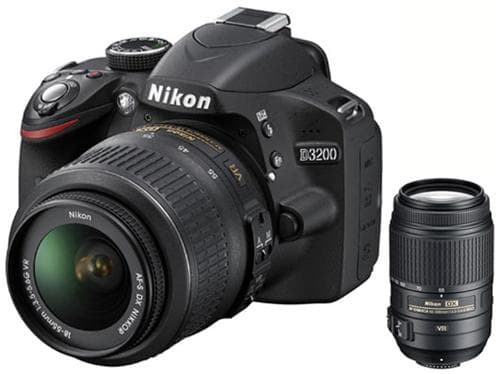 Nikon D3200 + 2 Obj. Nikon AF-S DX VR série G : 18 - 55 mm f/3.5 - 5.6 + 55 - 300 mm f/4.5 - 5.6