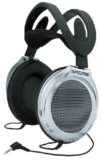 Koss UR40