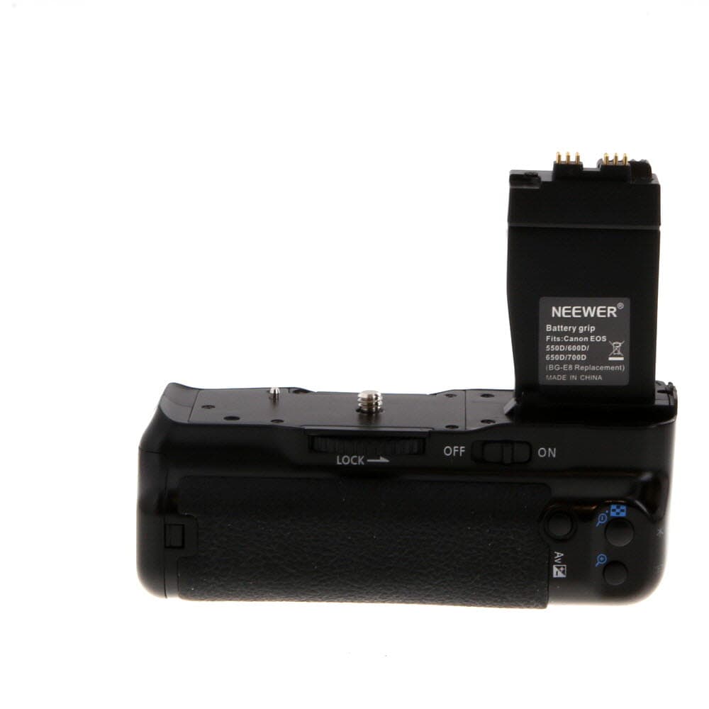 Neewer 550D Battery Grip (for Canon EOS Rebel T2I, T3I, T4I, T5I, EOS 550D, 600D, 700D) - BGN - Bargain - With LP-E8 Battery Holder | Used