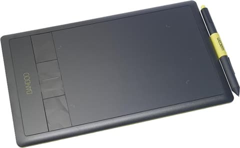 Wacom Bamboo CTL-470 Tablet + Pen Grade Fair Used