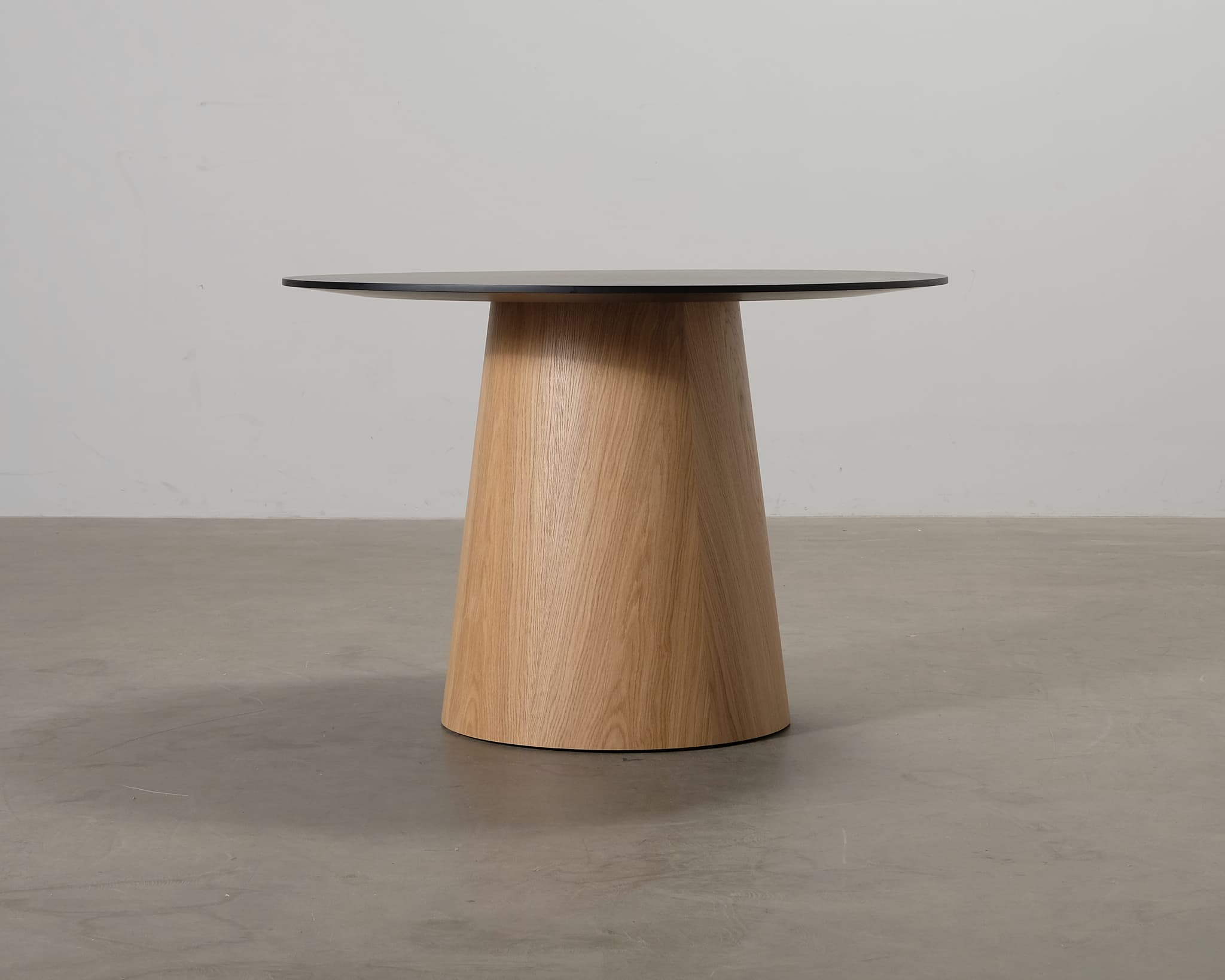 Decotique Social matbord ø 110 cm ek