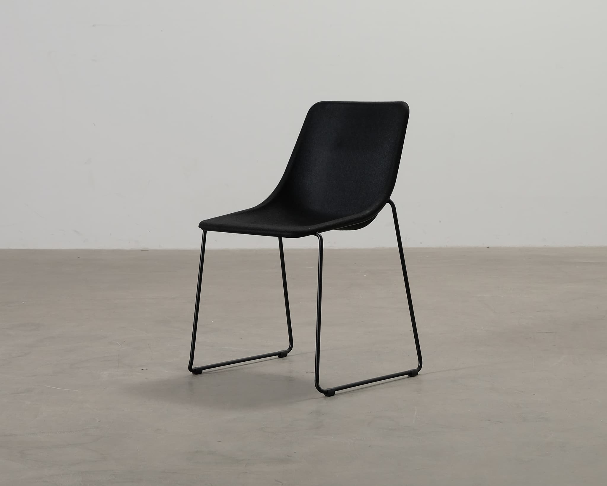 Inno Kola Stack RA stol svart