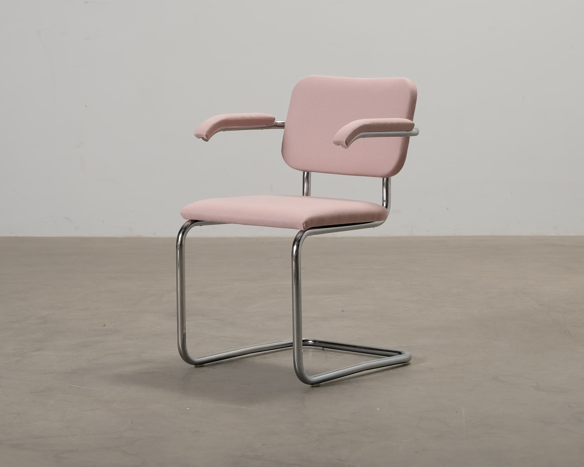 Knoll Cesca stol med armstöd rosa