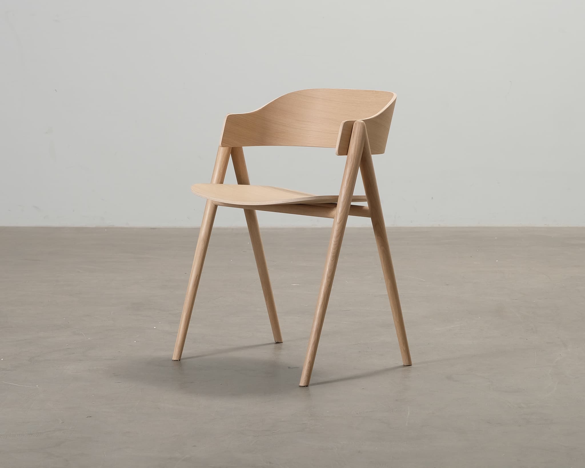 Forms & Objects Hennie matstol i ek