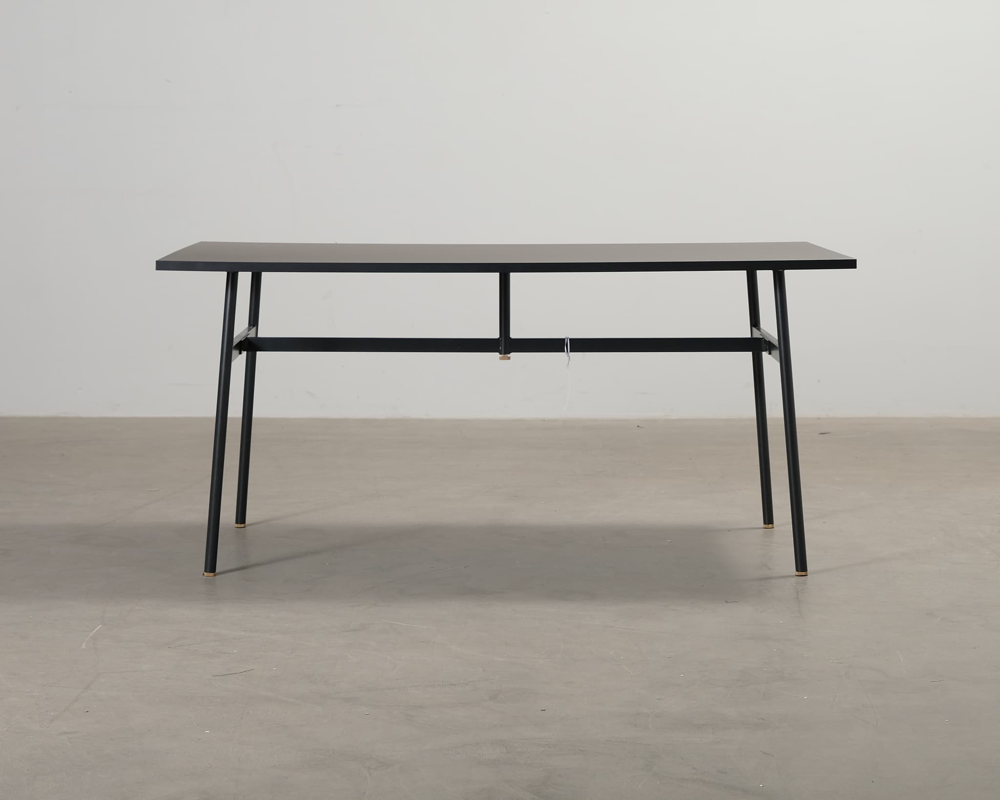Normann Copenhagen Union bord 160 cm svart