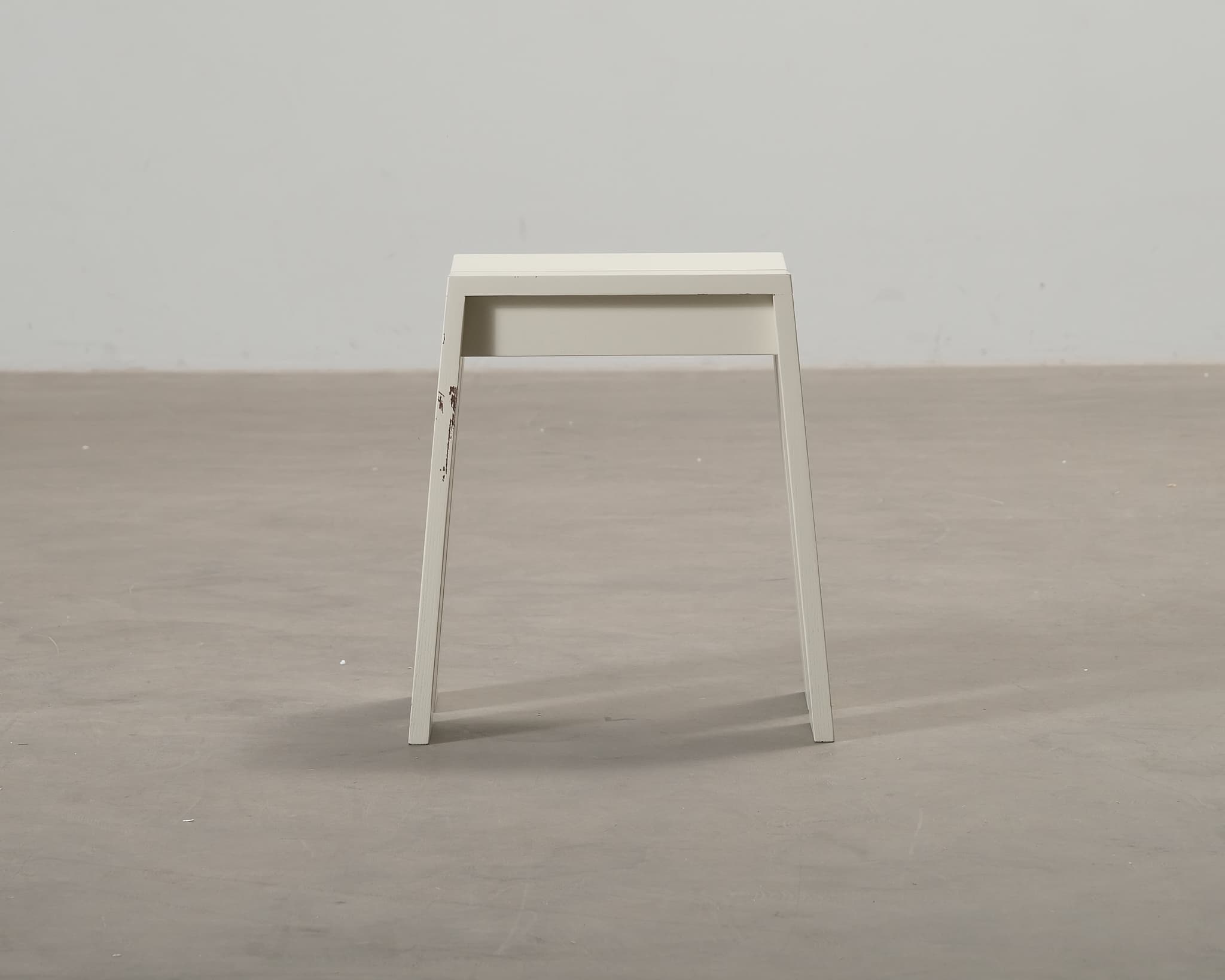 Normann Copenhagen Let stol ljusgrå