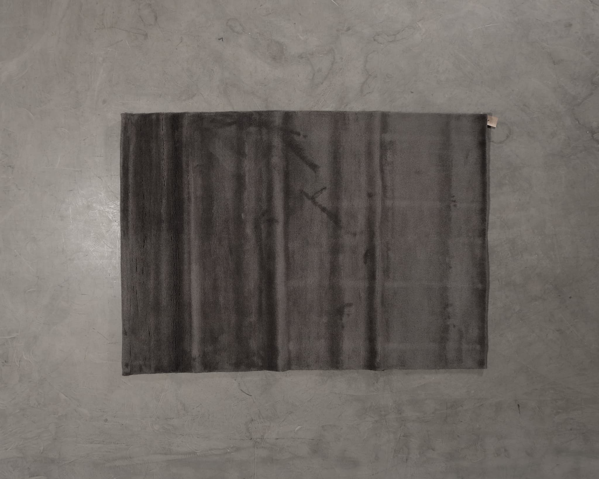 Roots Living Pile Wool ullmatta 170 x 240 cm mörkgrå