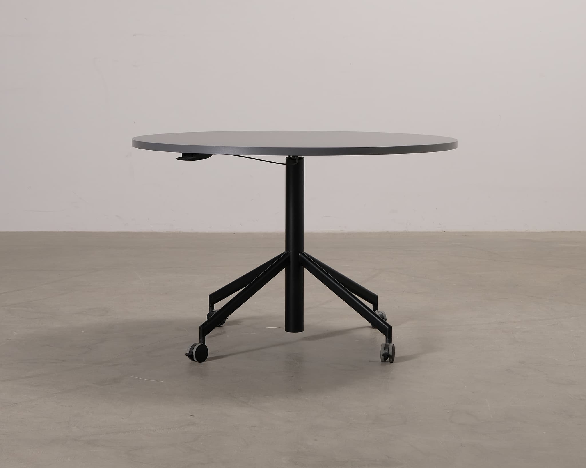 Isku Move bord ø 110 cm