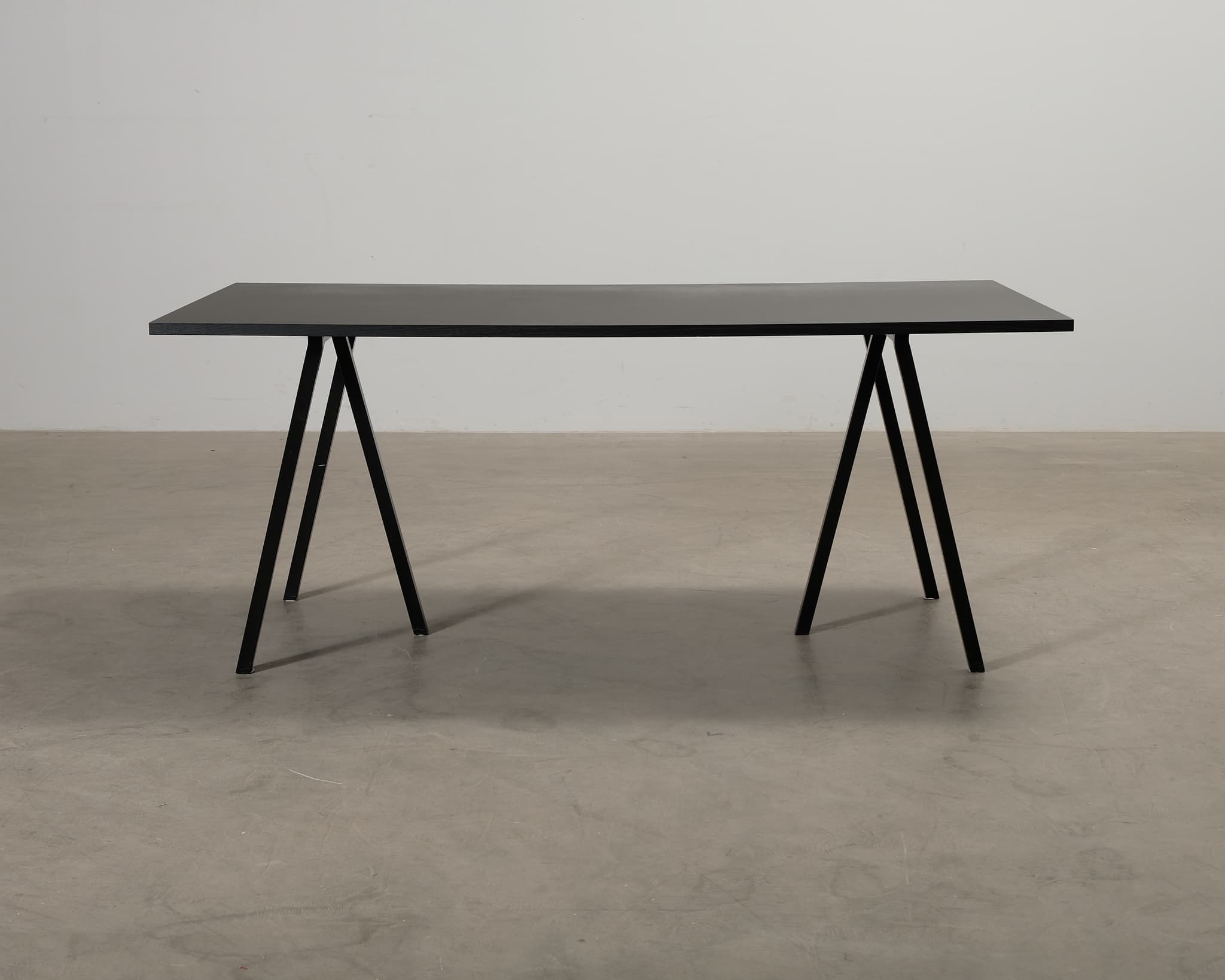 Hay Loop Stand bord svart