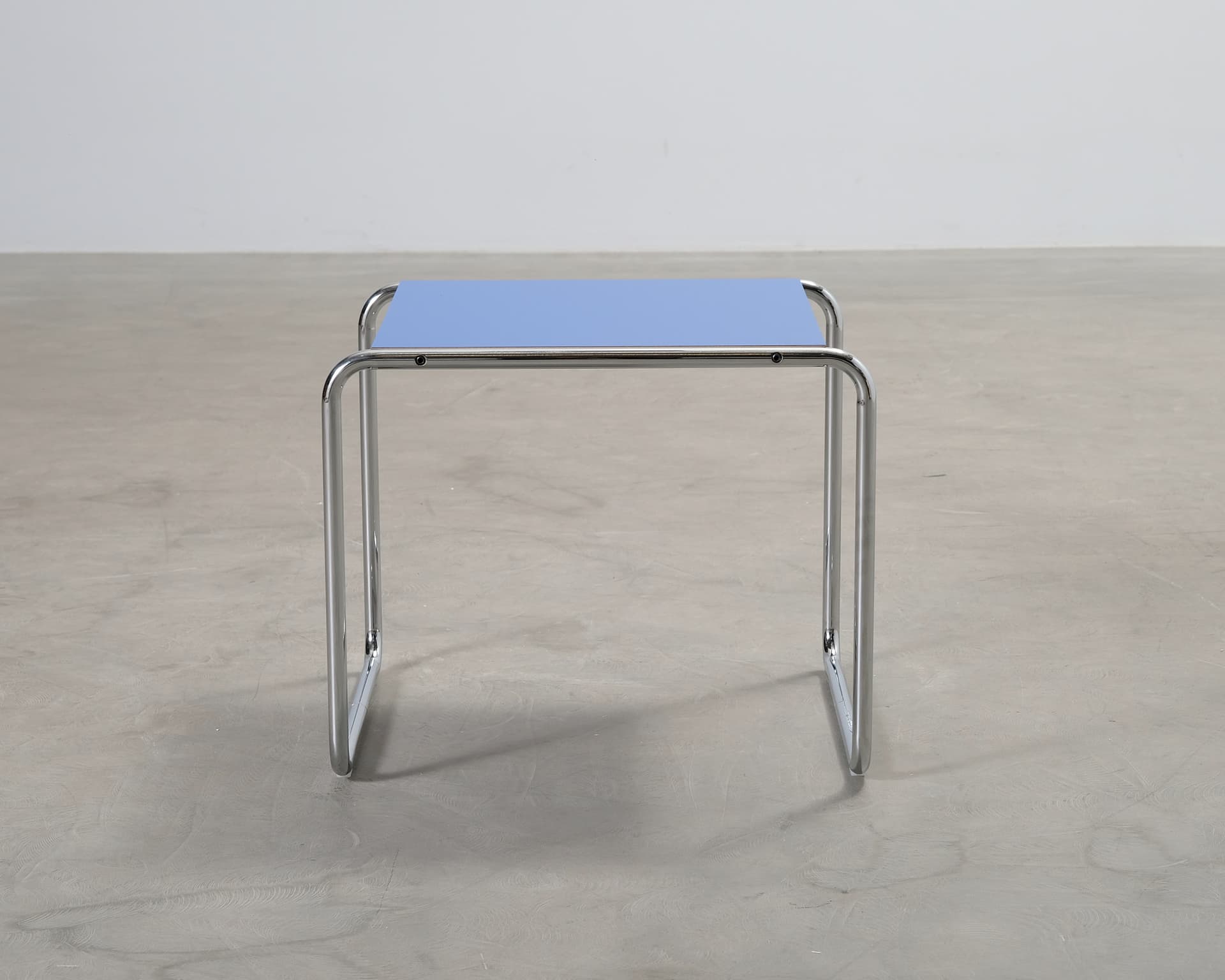 Knoll Laccio sidobord blå