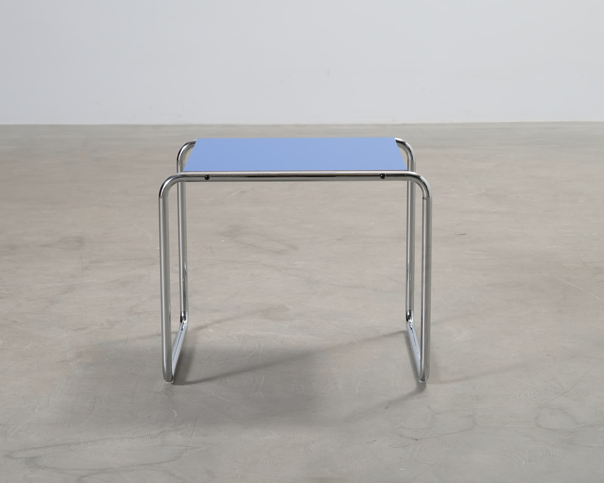 Knoll Laccio sidobord blå