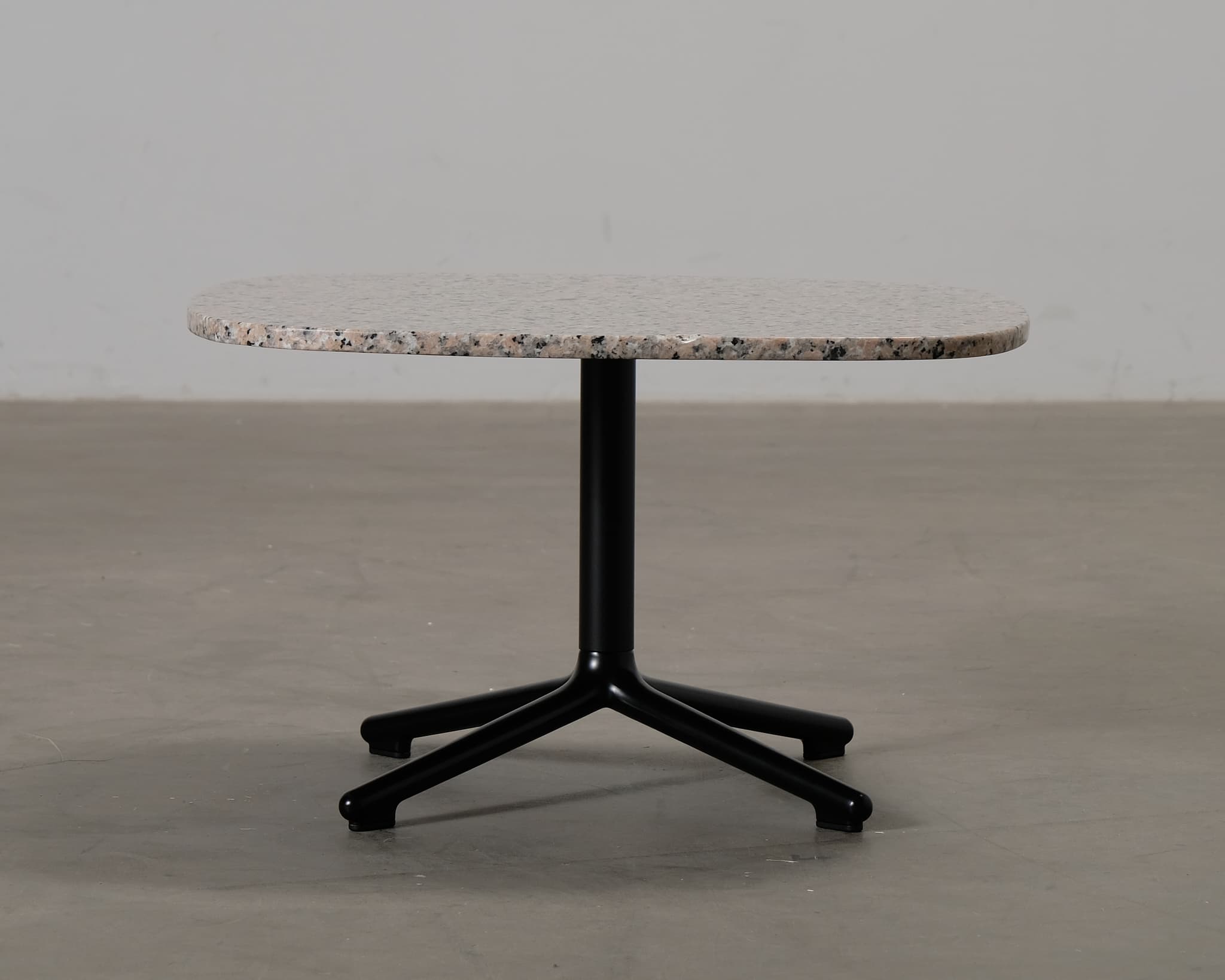 Normann Copenhagen Era soffbord svart / granit