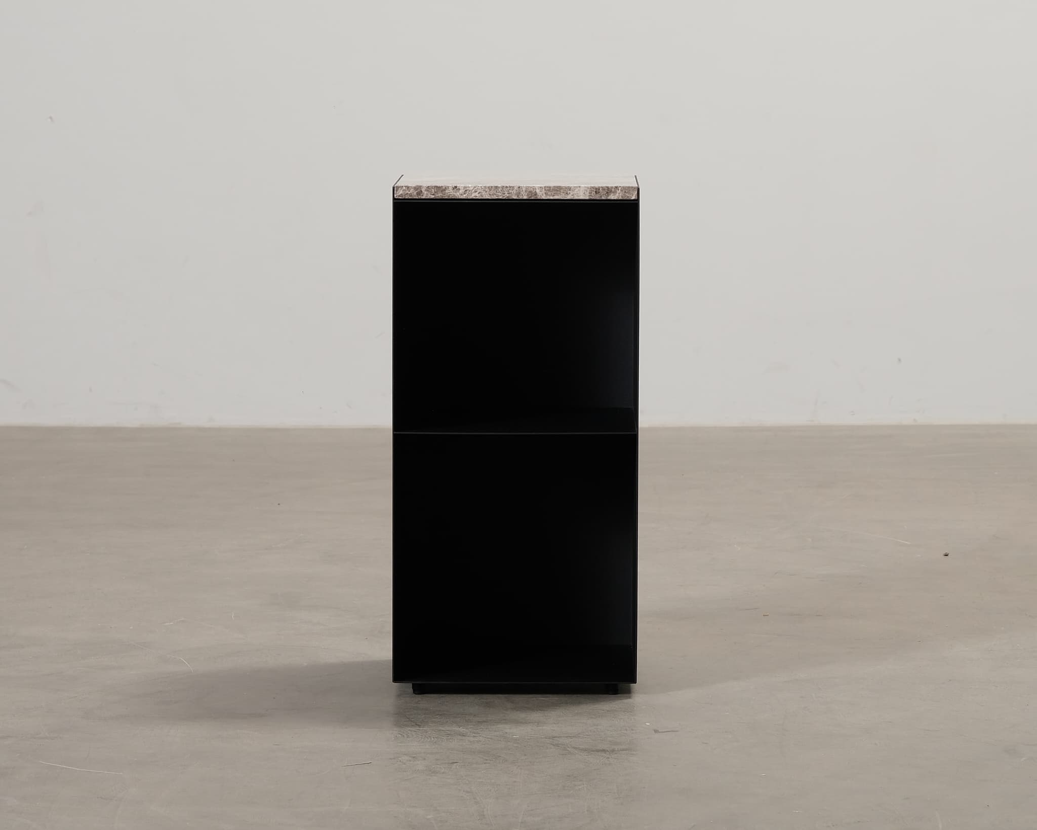 FeelDesign Cleo nattduksbord svart