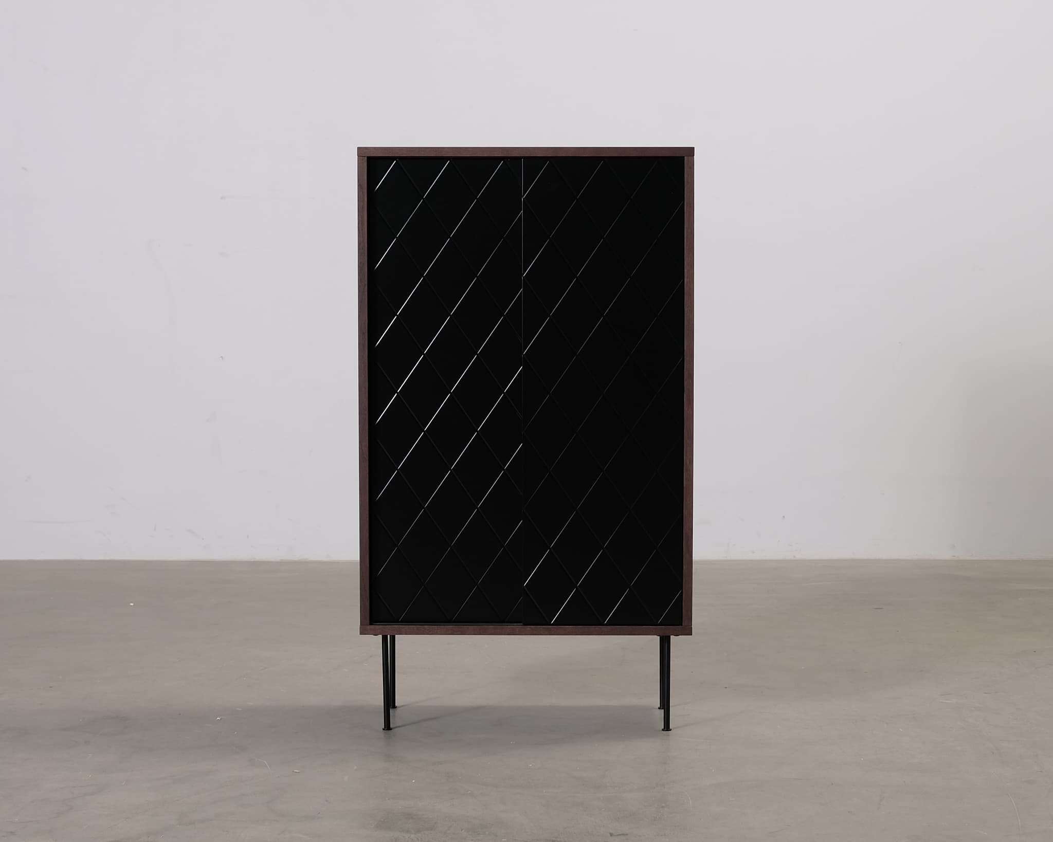 FeelDesign Romb skänk svart / brun