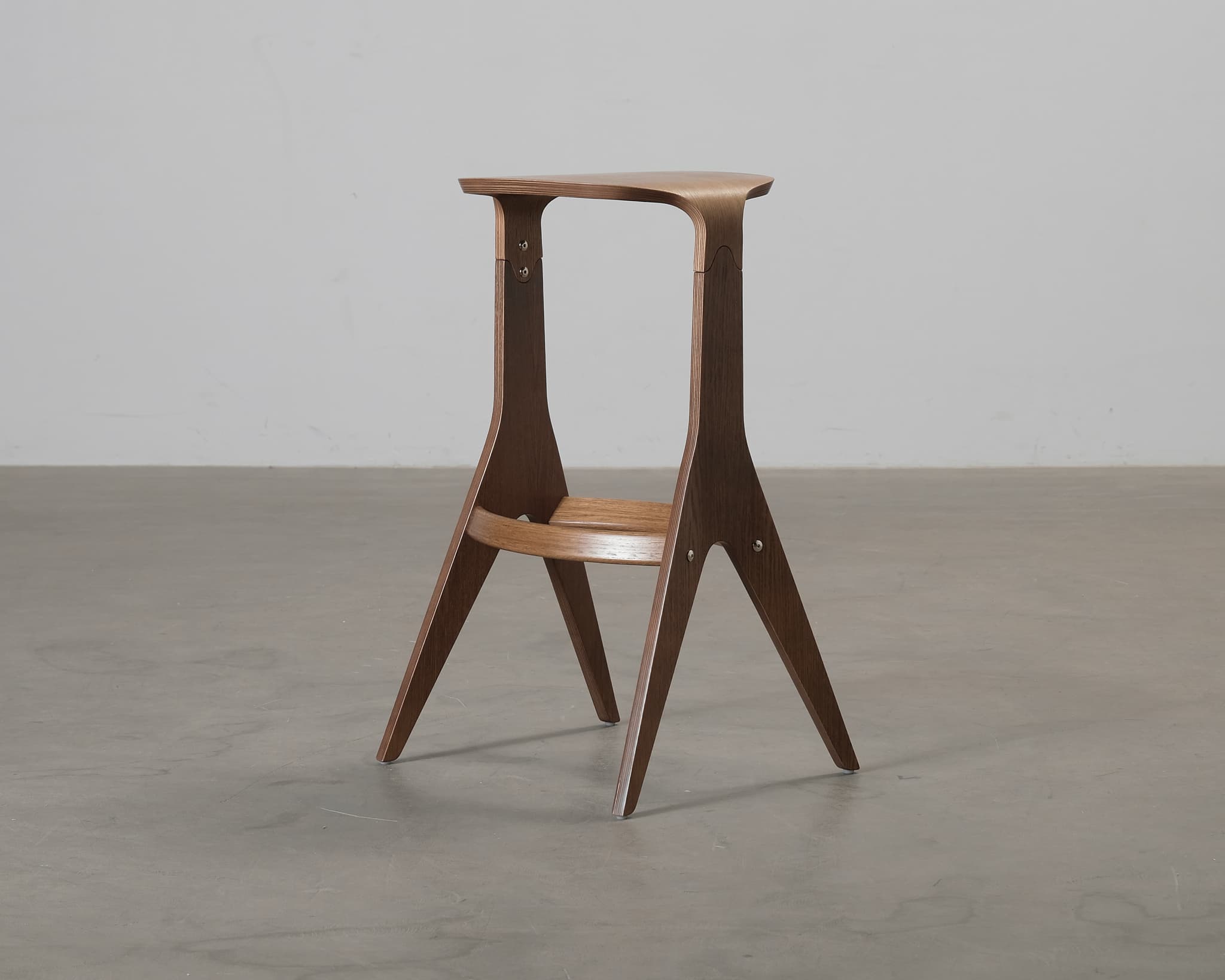 Poiat Lavitta barstol mörk ek