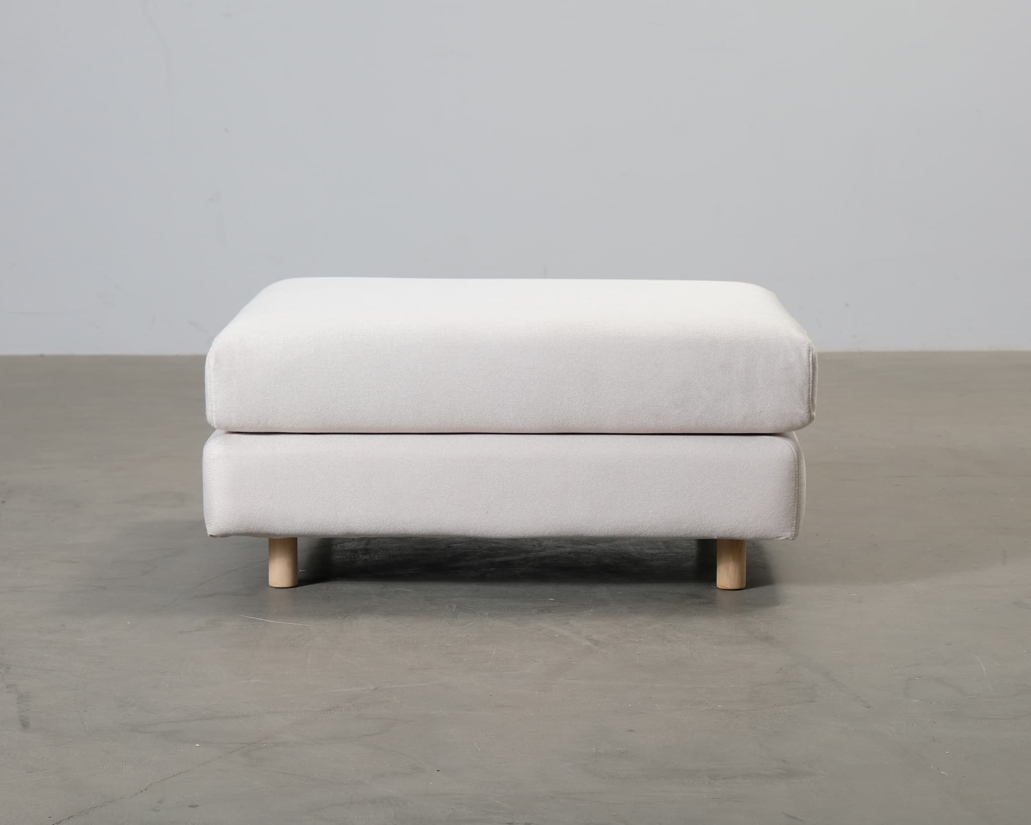 Sofacompany Dylan fotpall naturvit