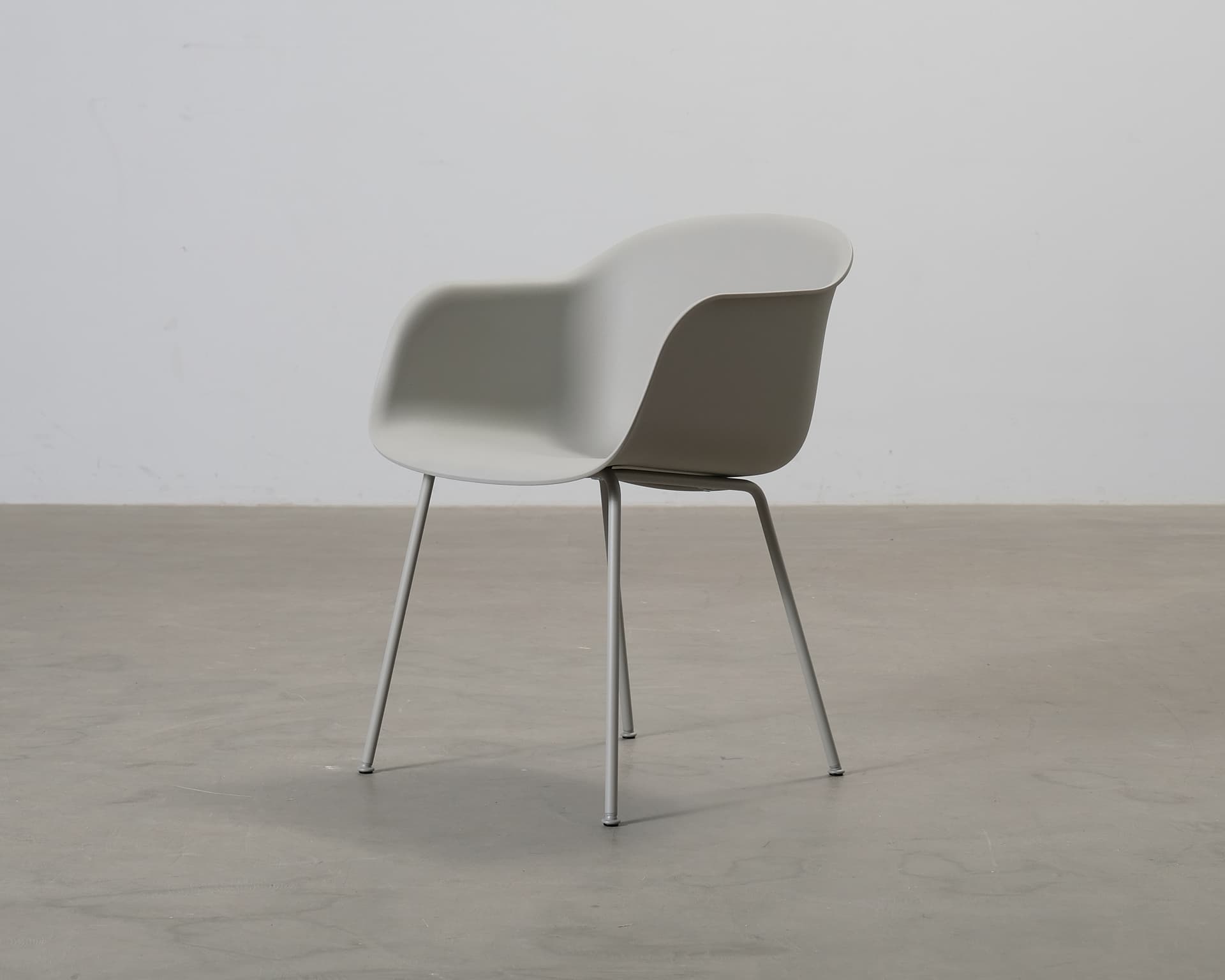 Muuto Fiber stol grå