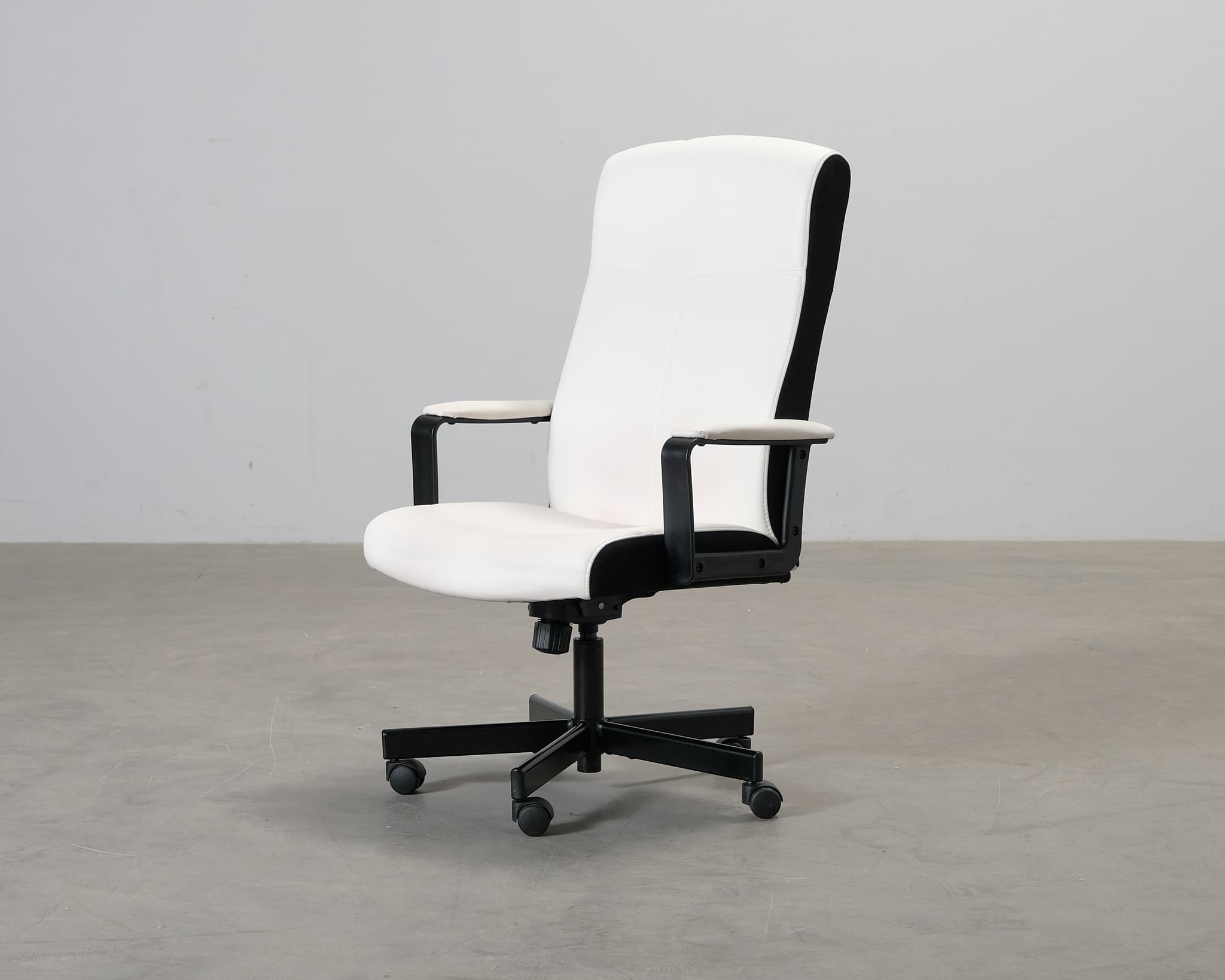 Kontorsstol, vit / svart