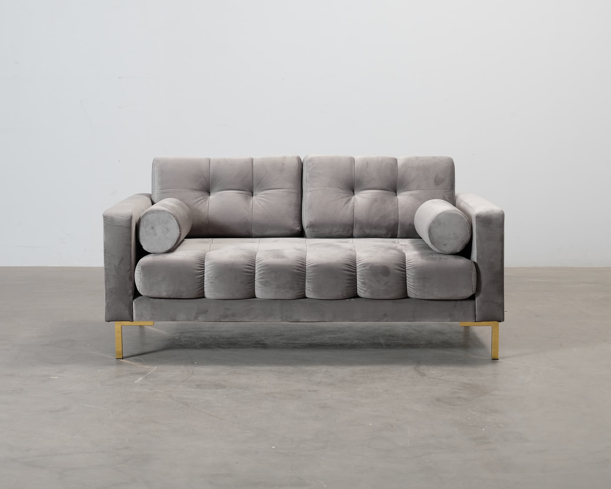 Cosmopolitan Design Bali 2-sits soffa ljusgrå