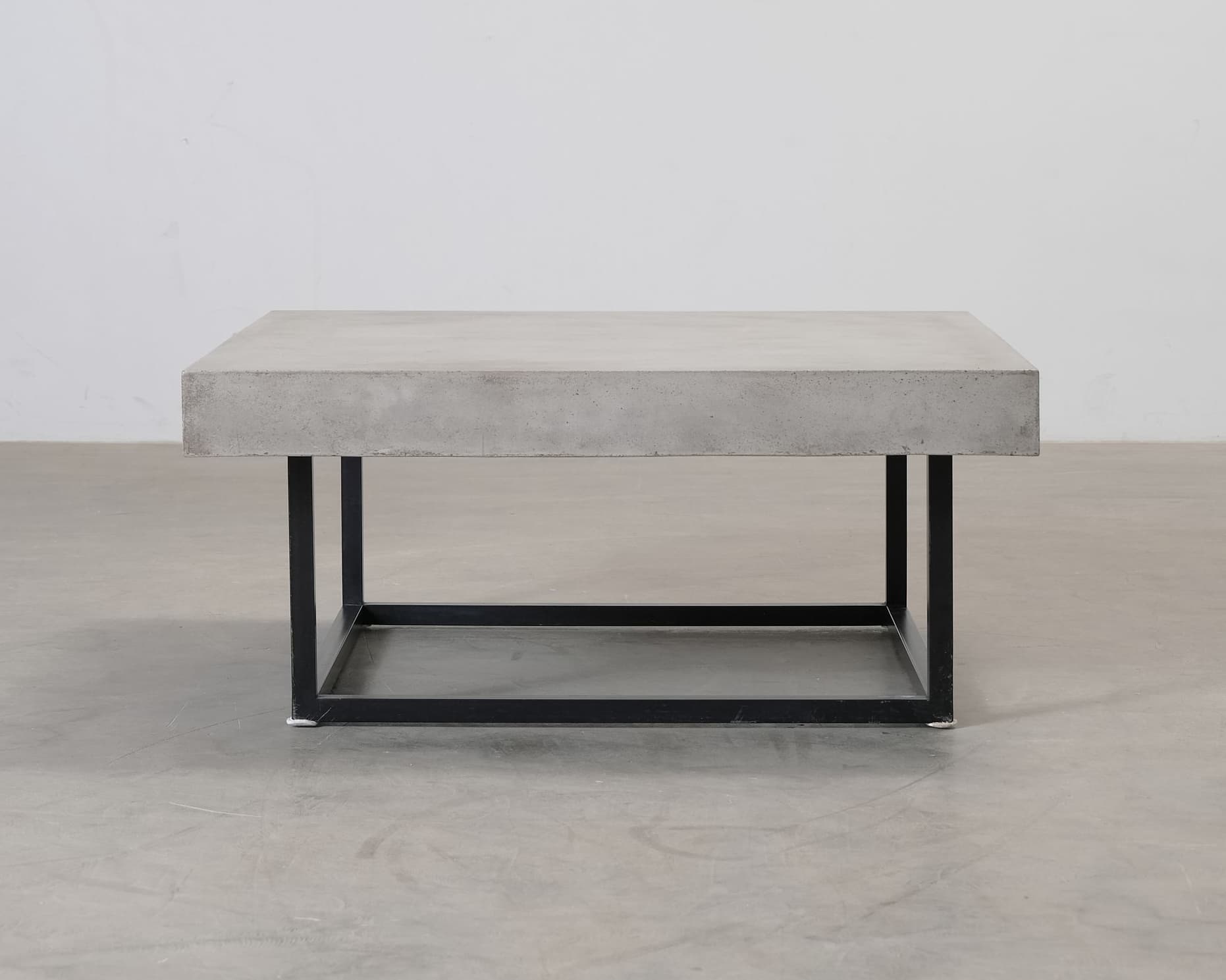 Artwood  soffbord 100 x 100 cm