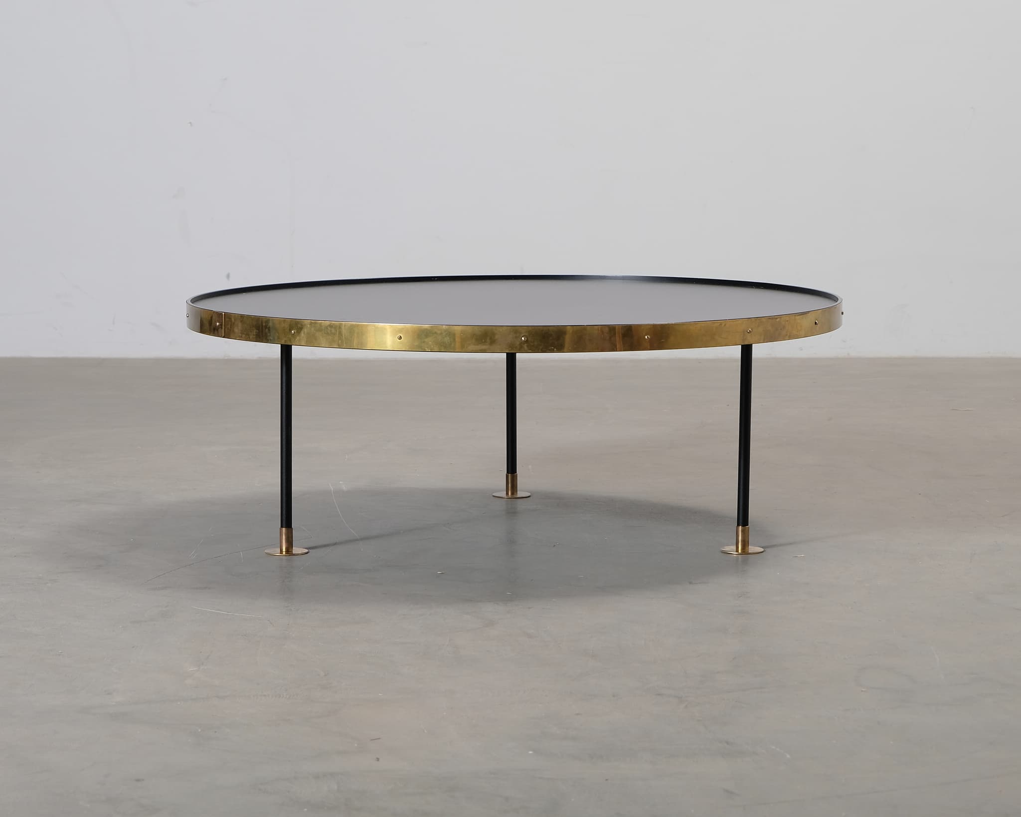 Scherlin 12 soffbord svart / mässing