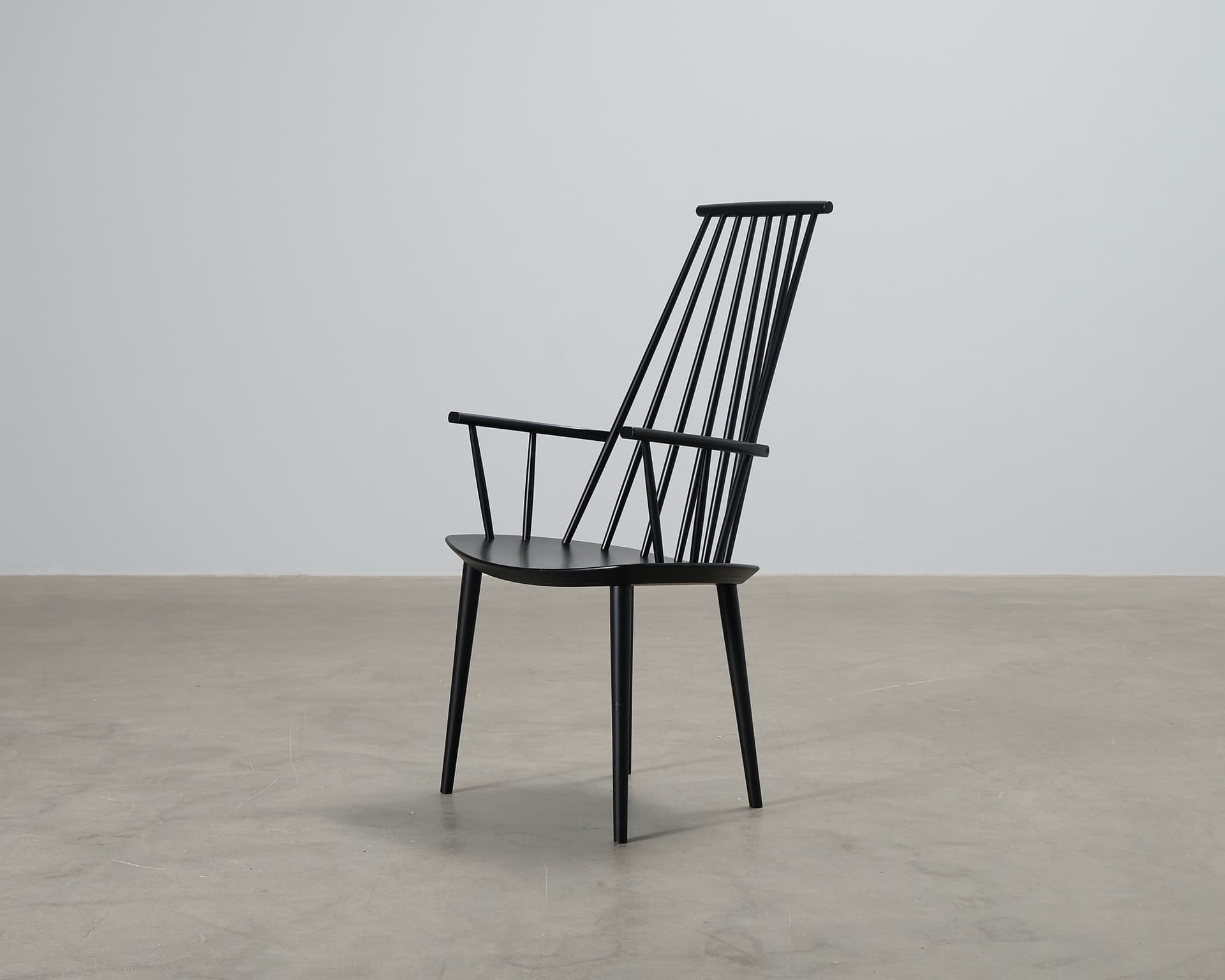 HAY J110 stol svart / Black Lacquered Beech