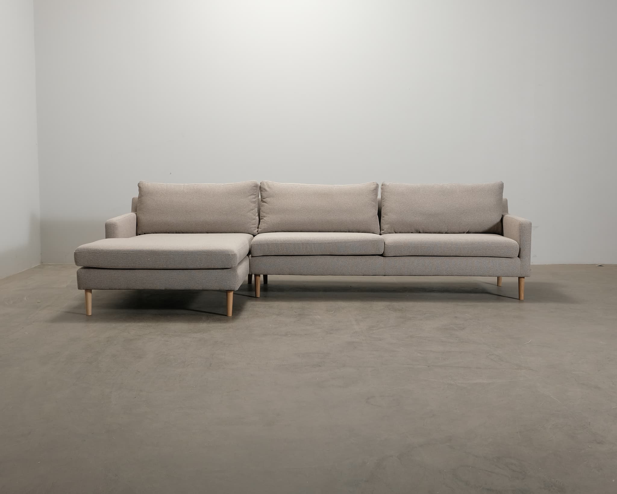 Sofacompany Astha 4-sits divansoffa gråbrun