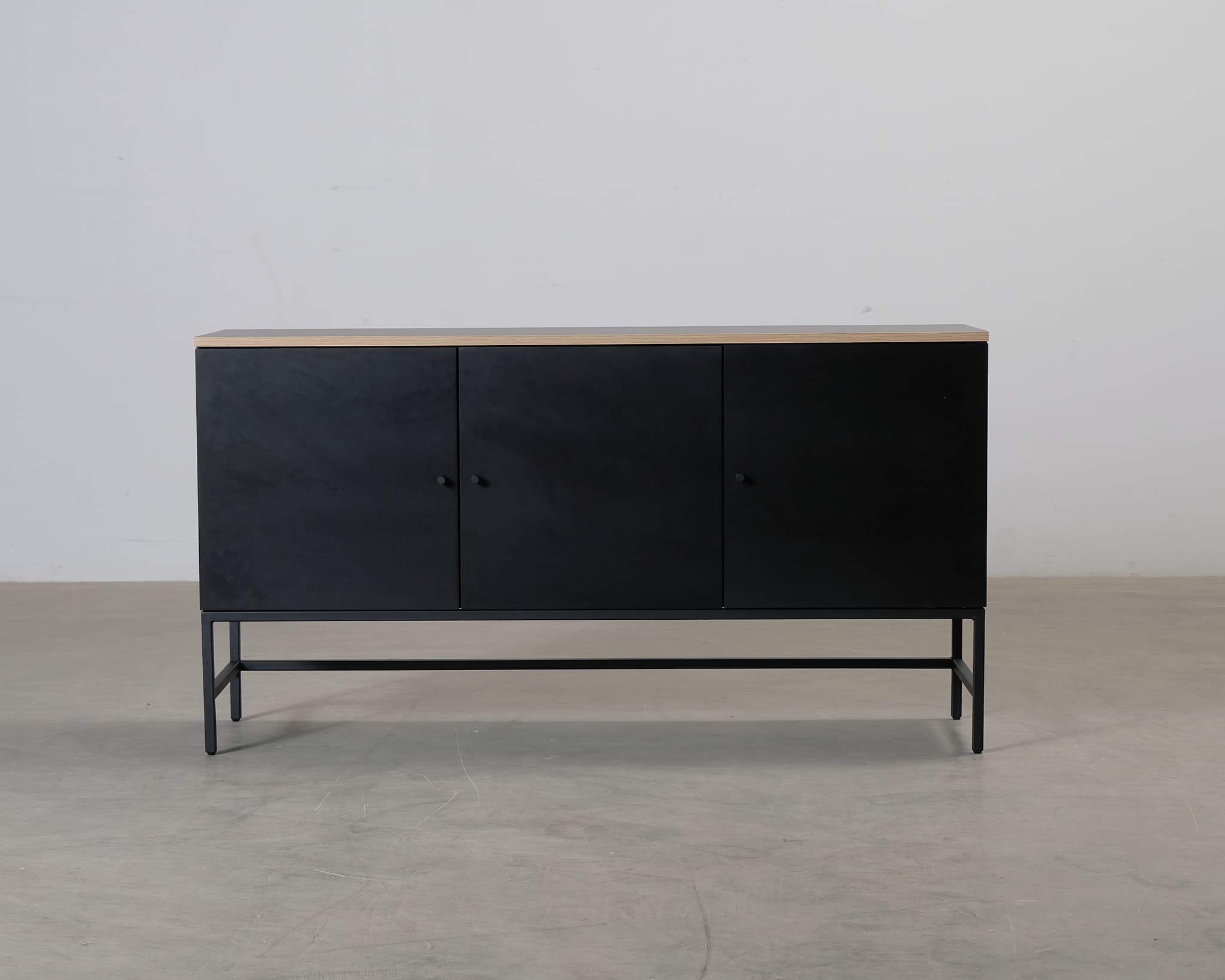 FeelDesign Soft skänk svart