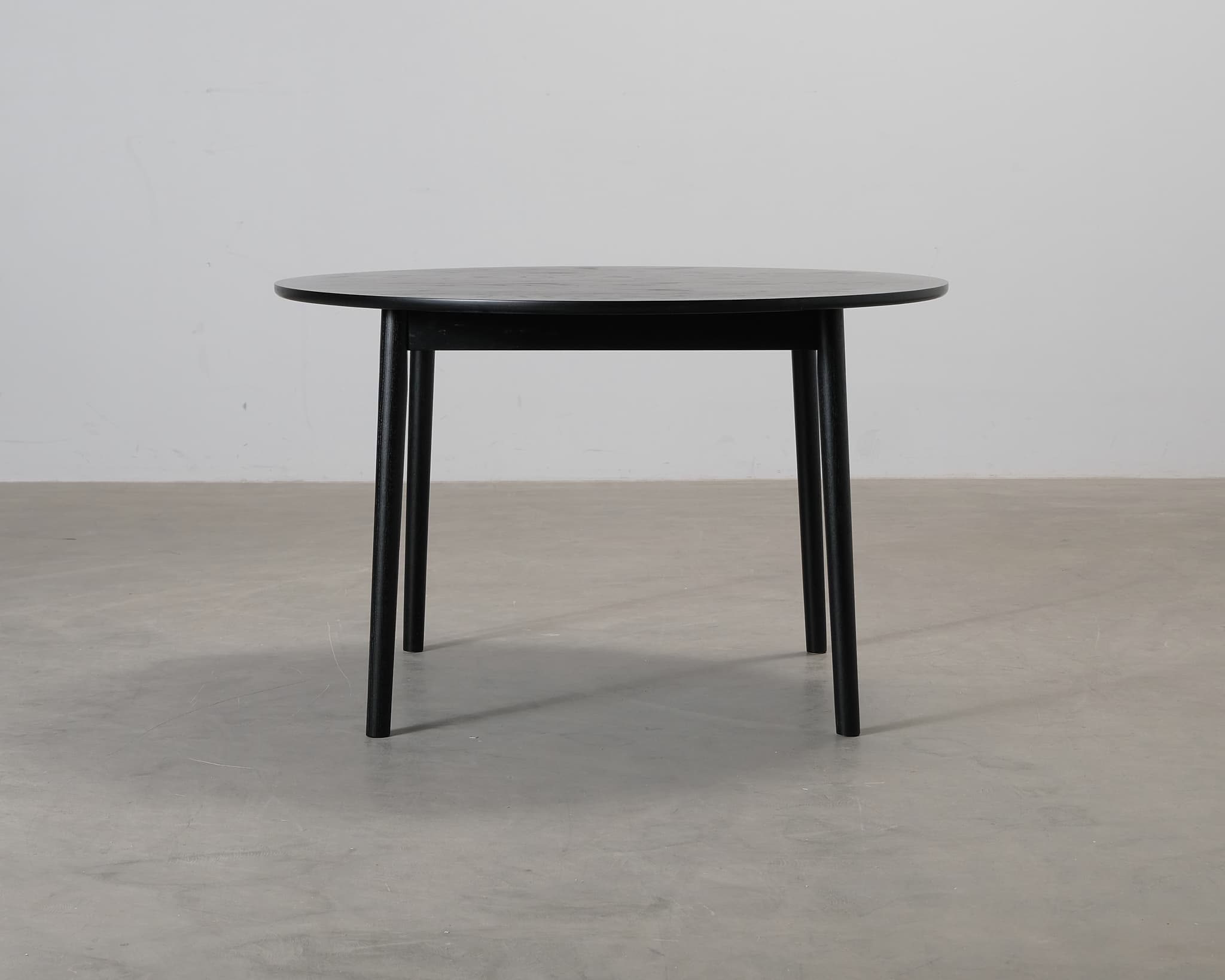 FeelDesign Rita 2.0 matbord svart