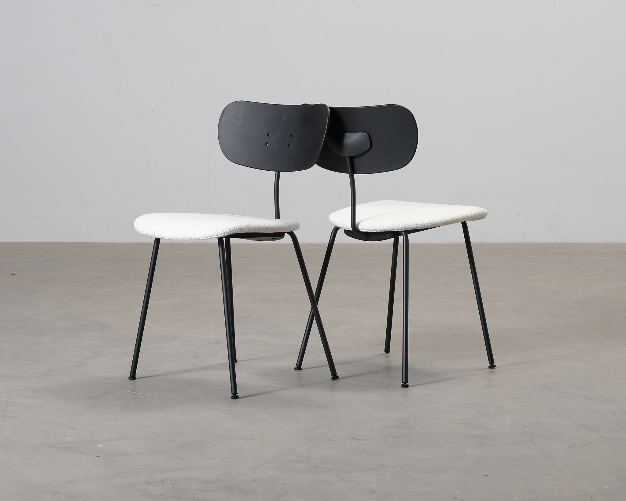 Decotique Habit matstol svart / vit, set om 2