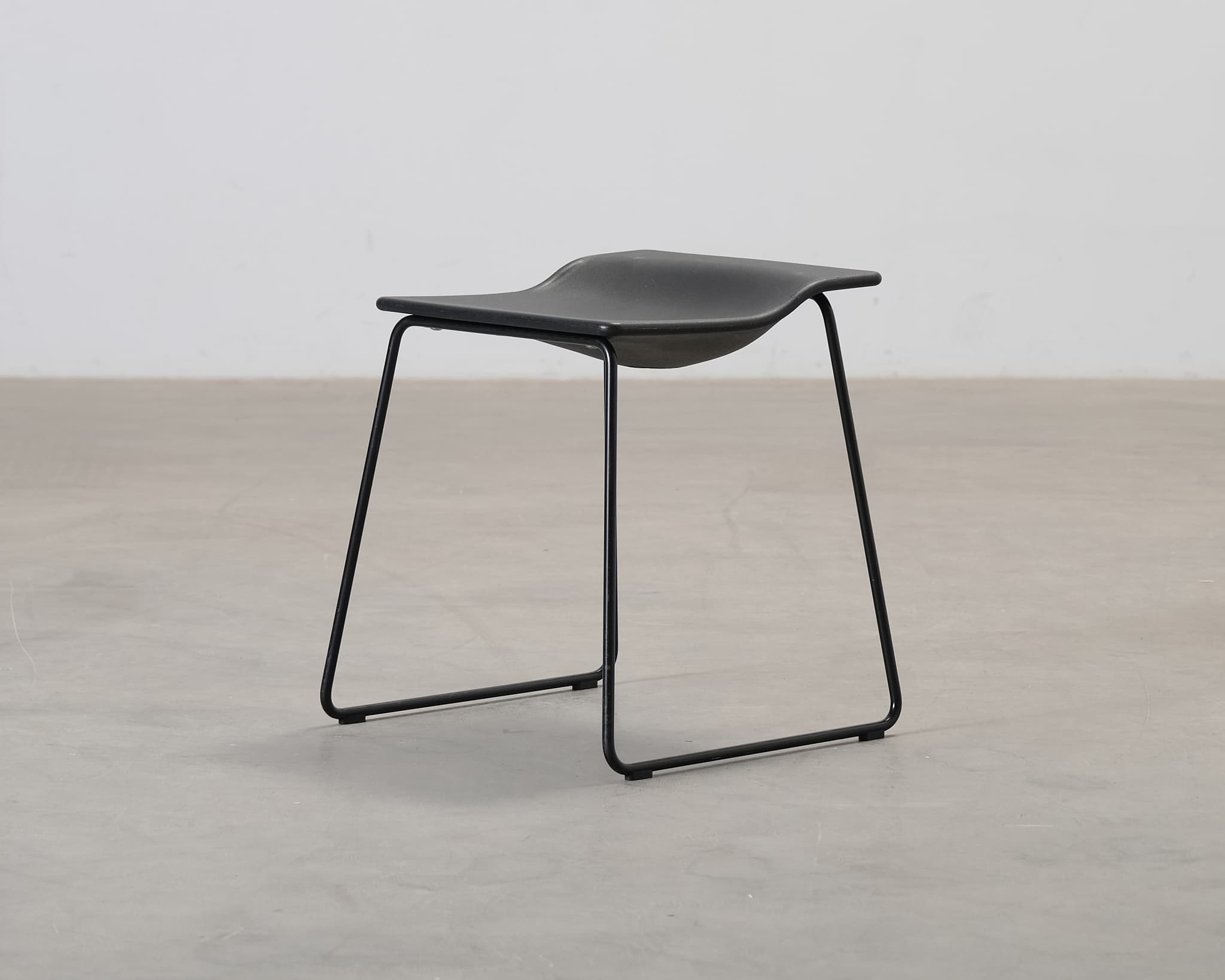 Viccarbe Last Minute pall svart