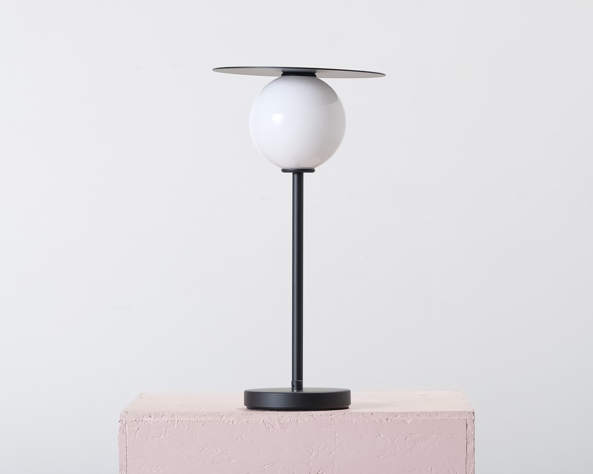 Friends & Founders Paris Nights bordslampa