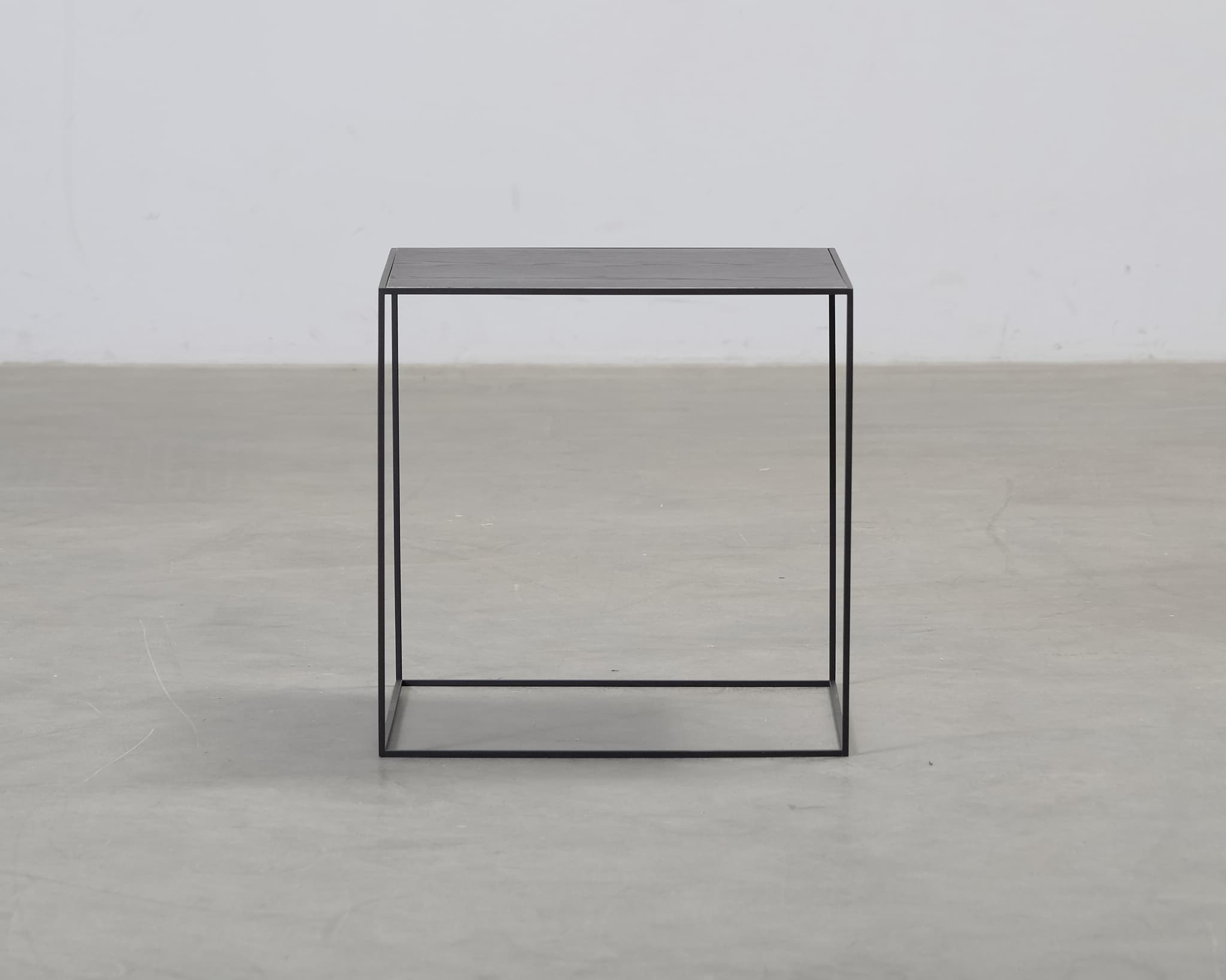 Audo Copenhagen Twin 42 sidobord svart / koppar