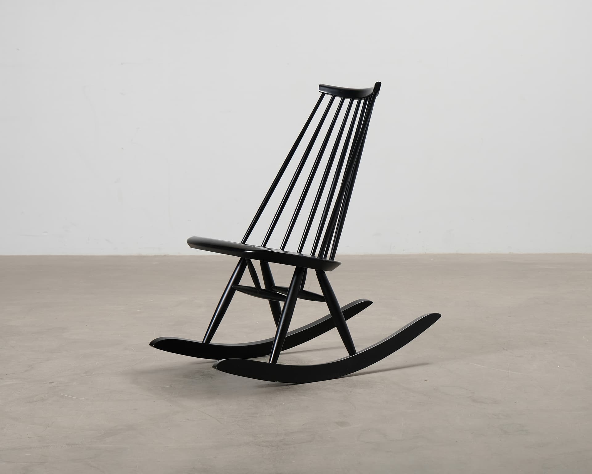 Artek Mademoiselle gungstol svart
