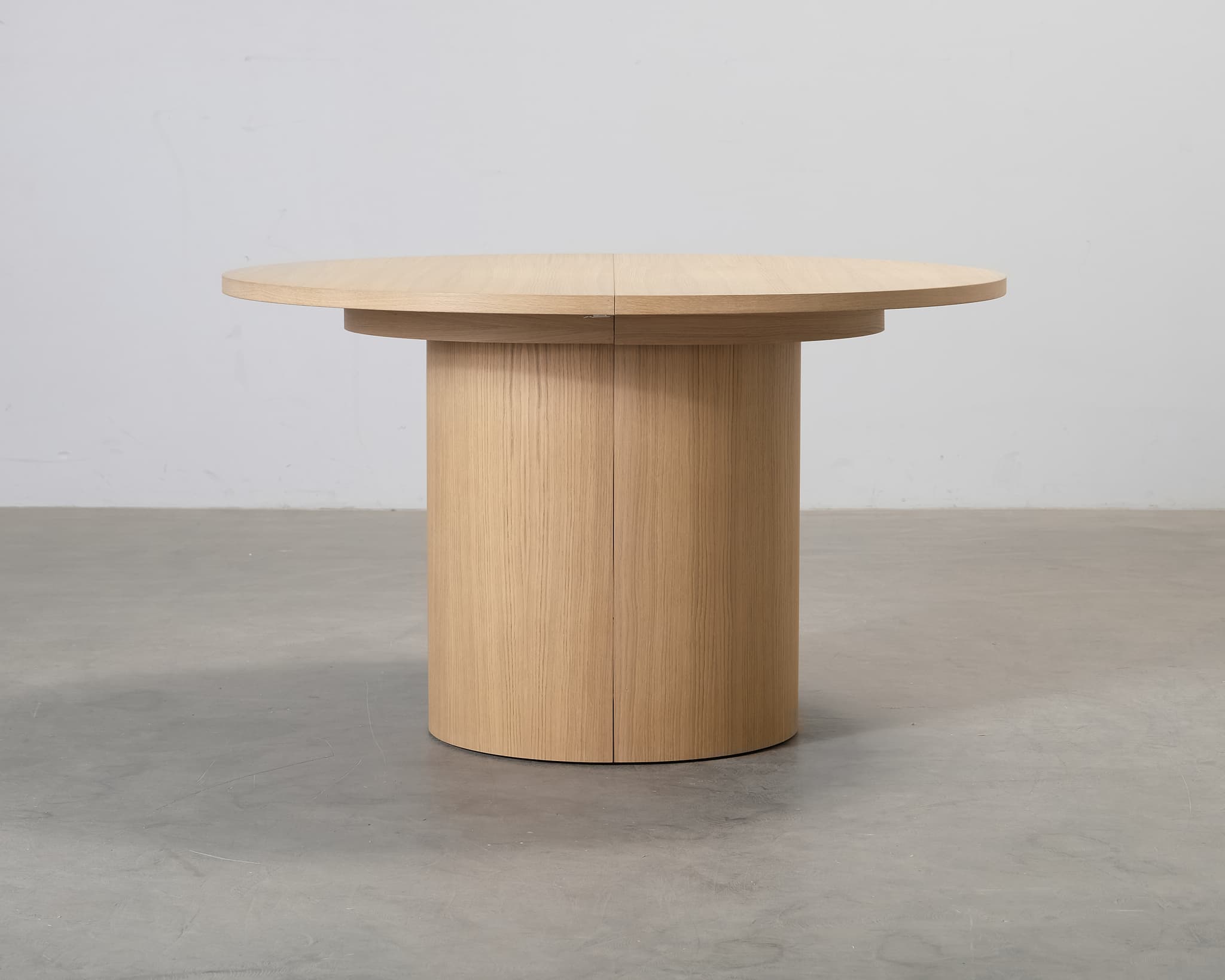 Forms & Objects Mie förlängningsbart matbord 127–177 cm björk