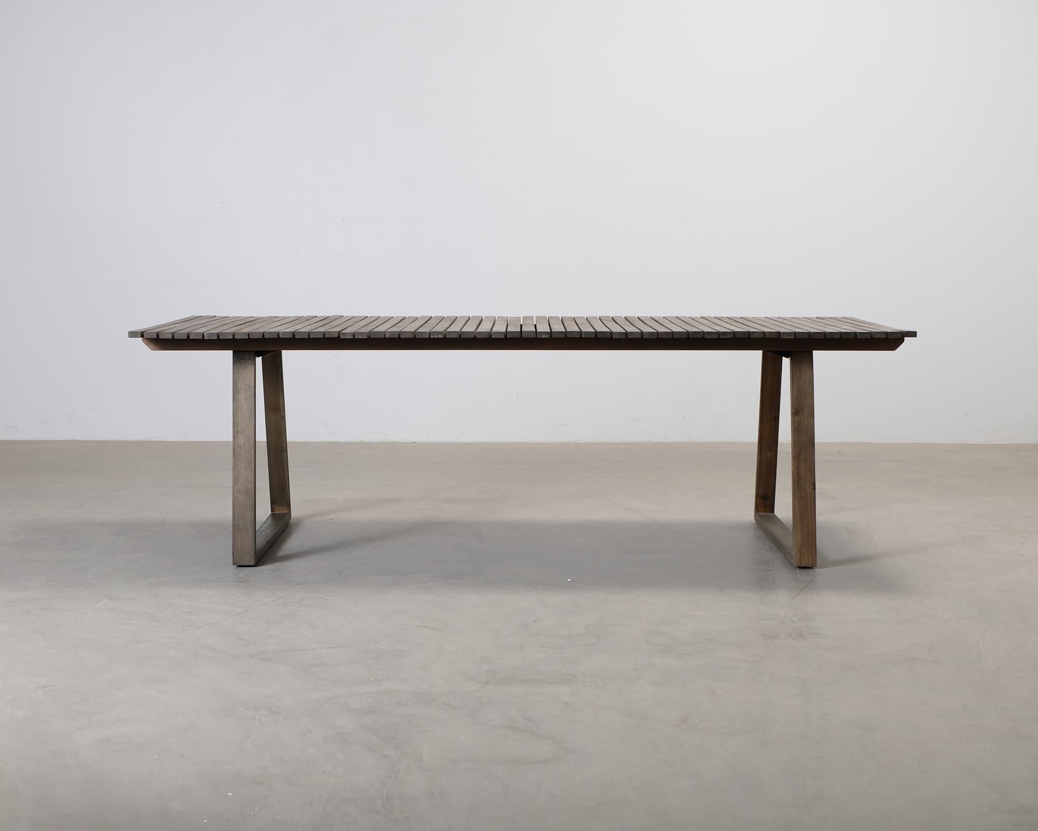 FeelDesign Stripe trädgårdsbord 240 cm