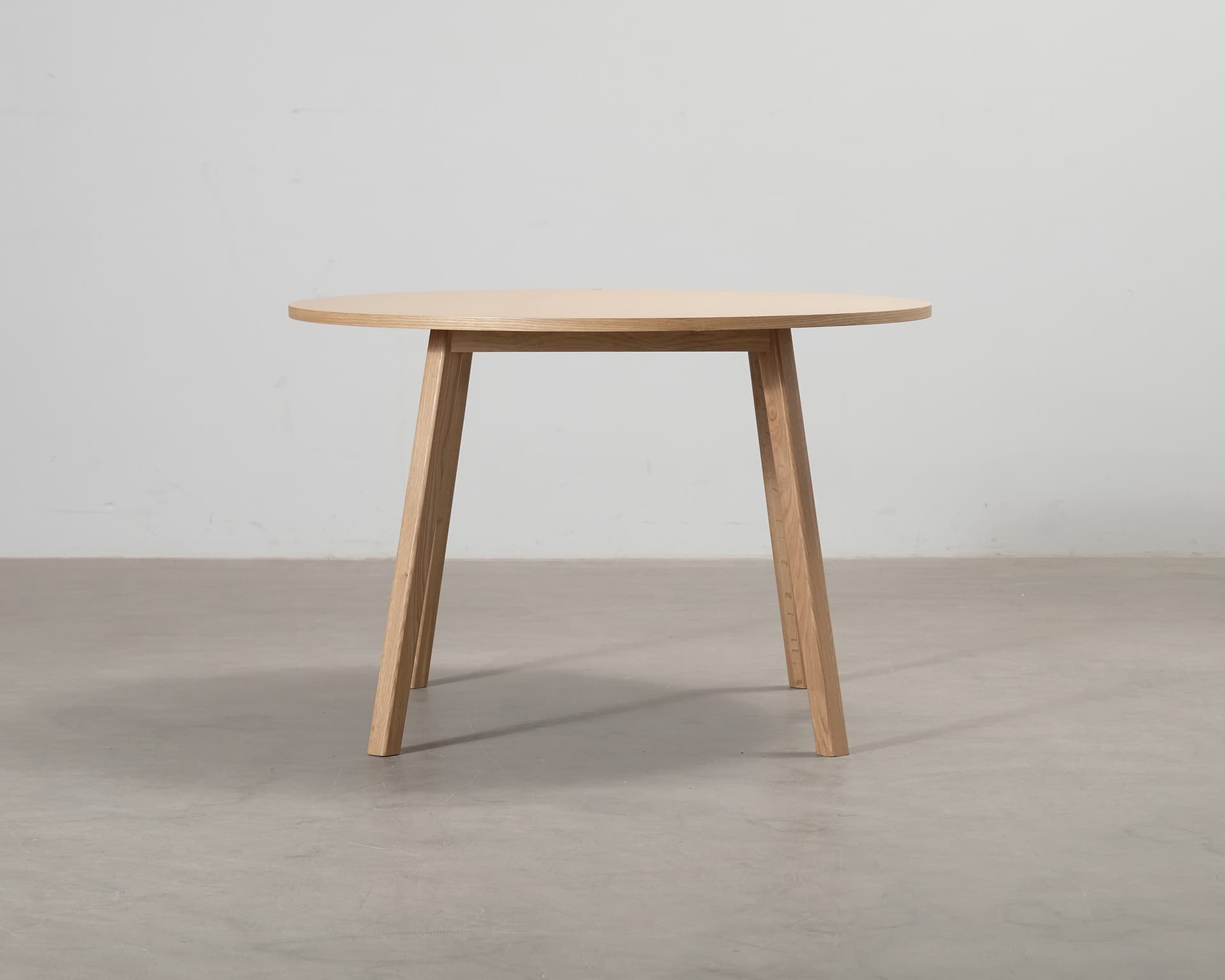 Hübsch Ground bord ø 115 cm ek