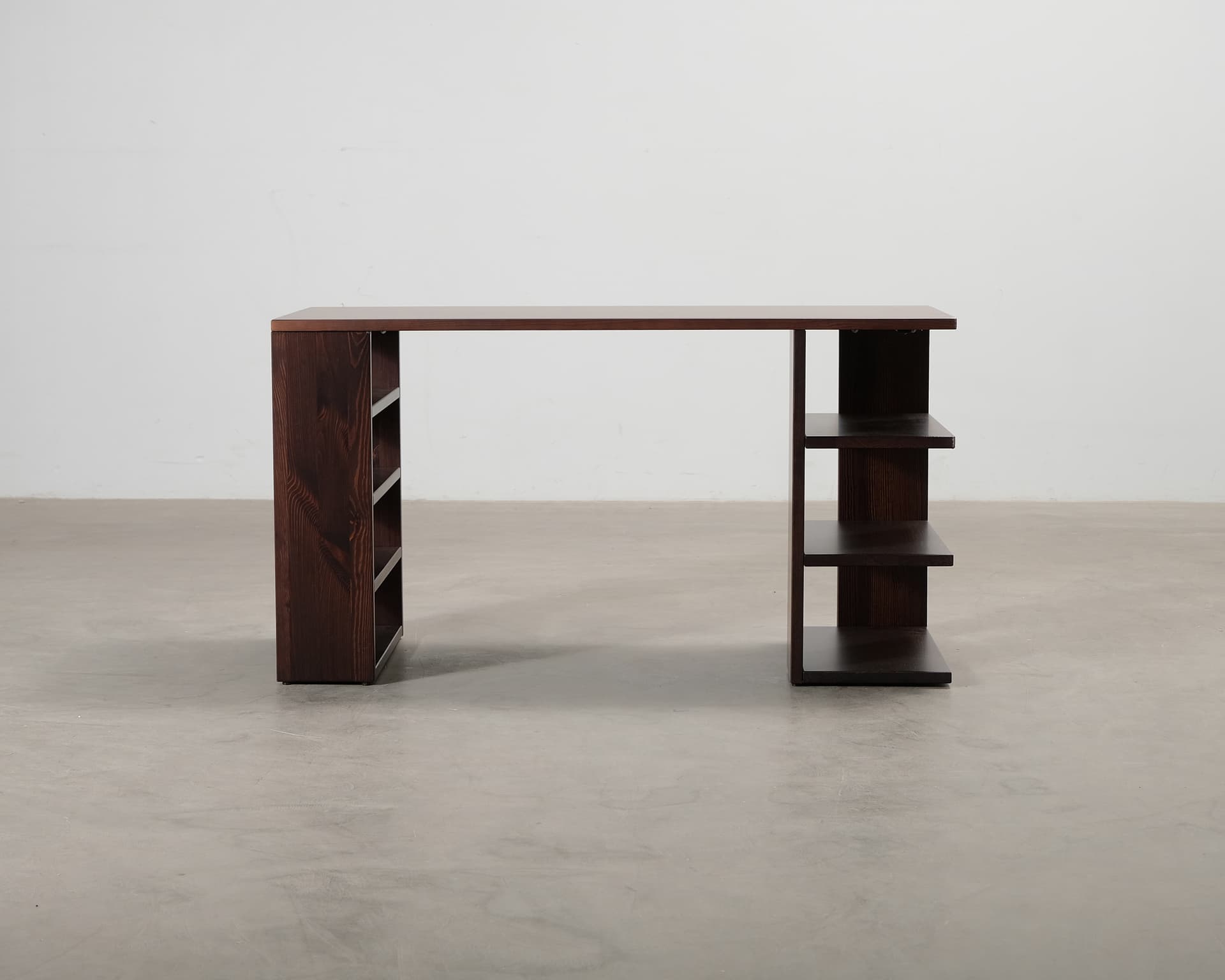 Ferm Living Edre Desk betsad furu