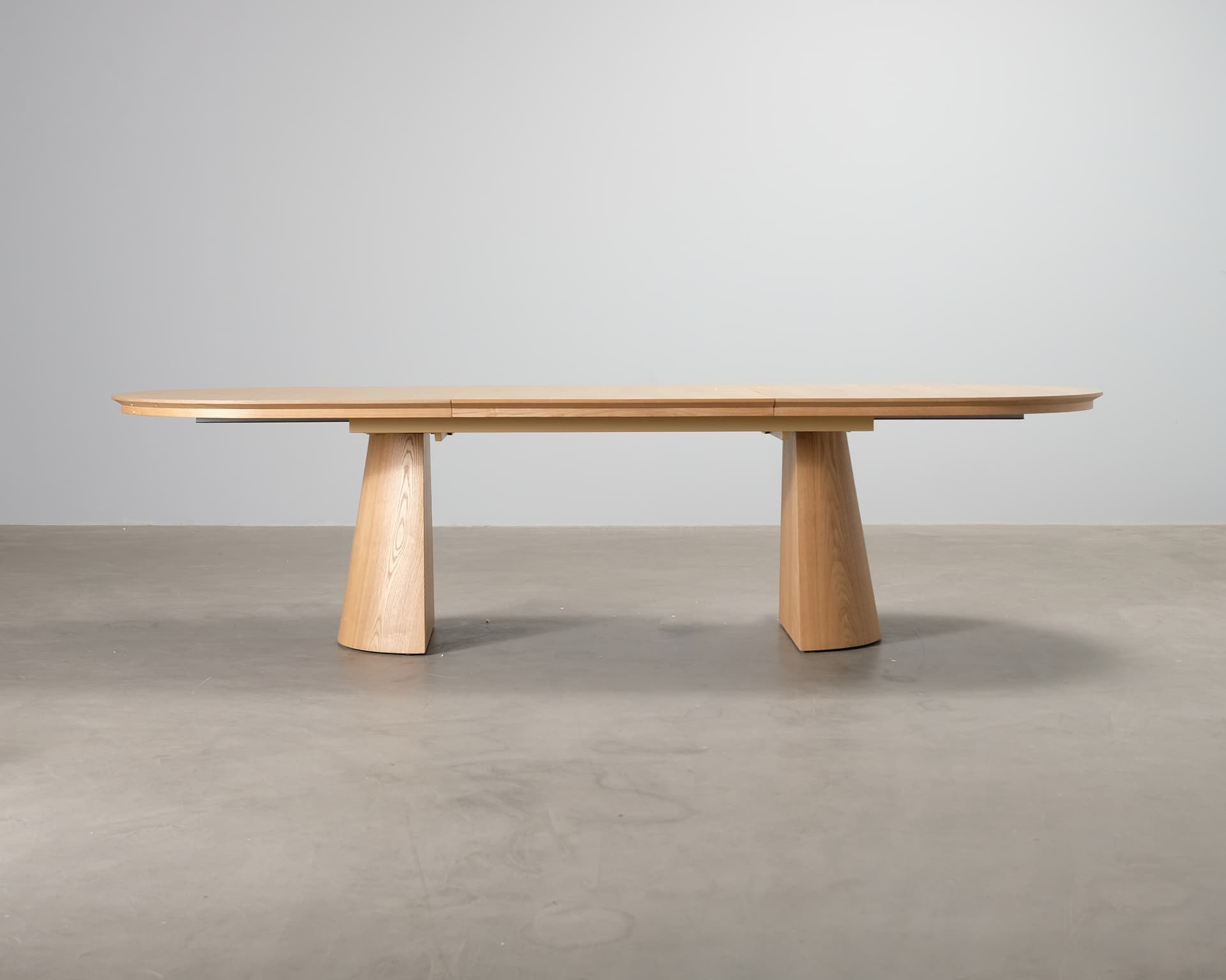 Micadoni Mana förlängningsbart matbord 210 × 300 cm ek