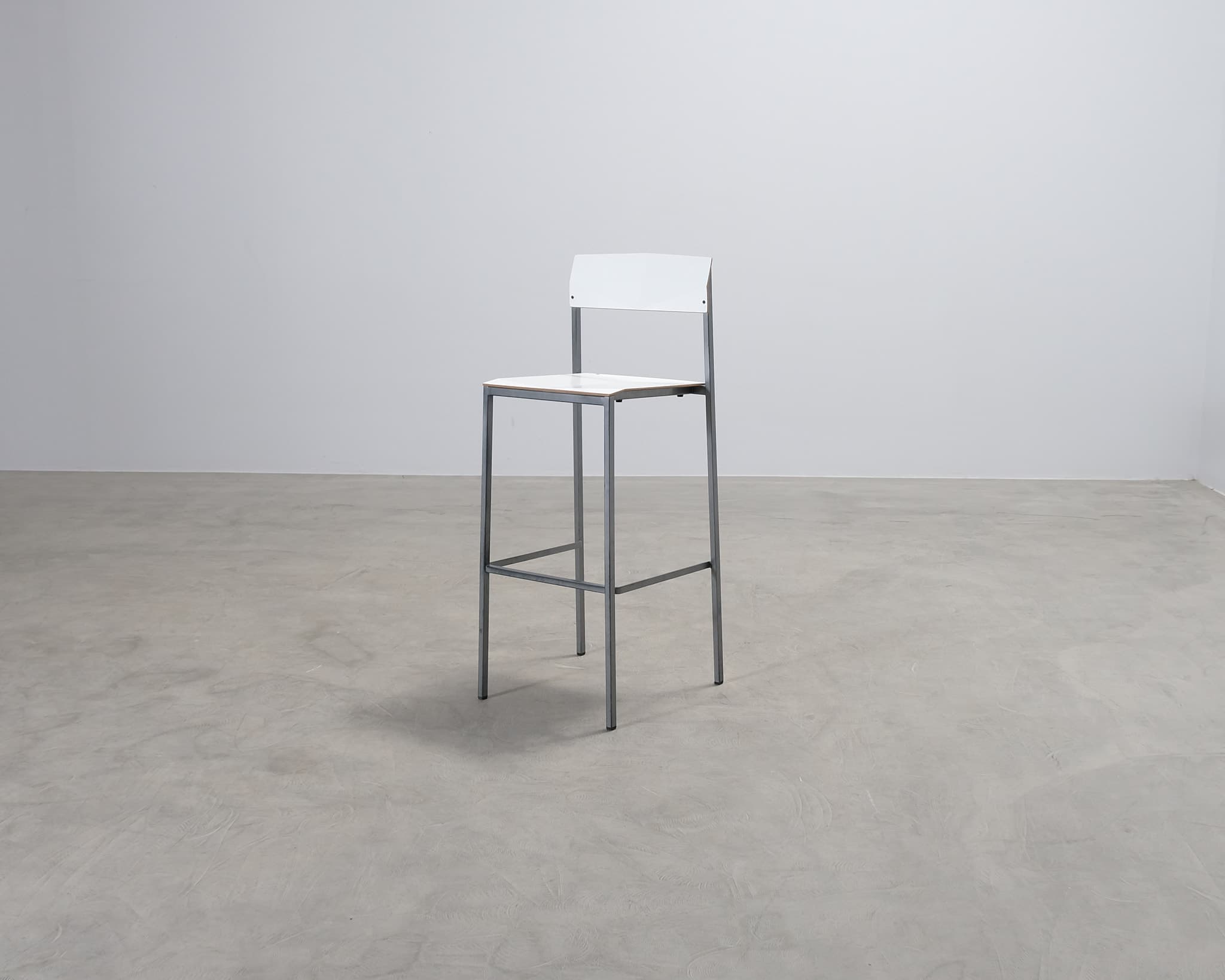 Avarte Taitos barstol vit