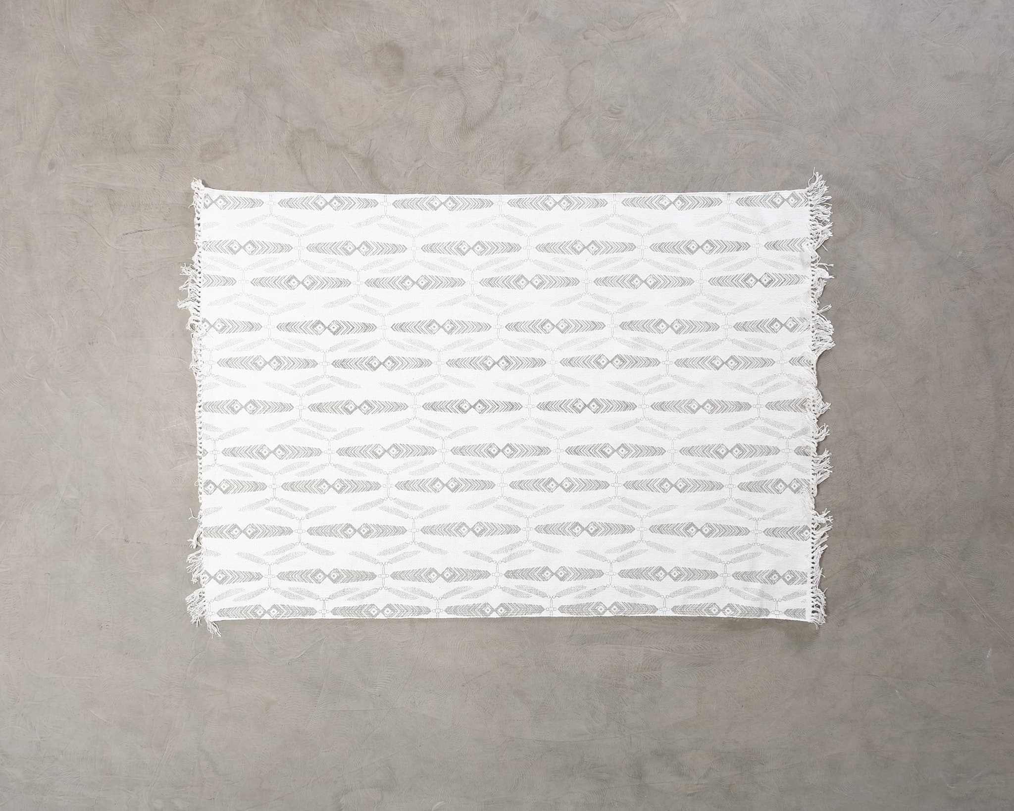 Finarte Indian Summer matta grå 140 x 200 cm