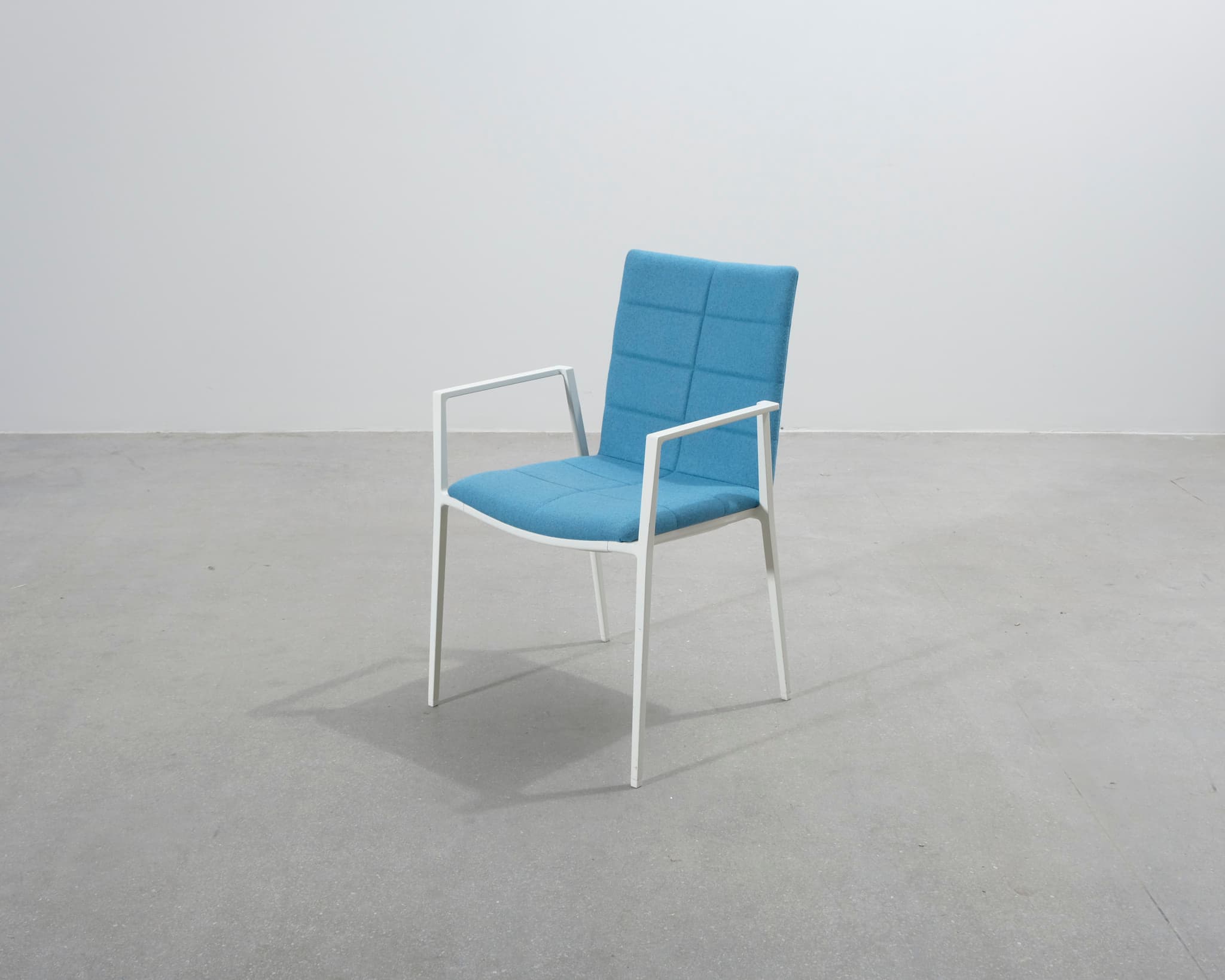 Lammhults Archal karmstol turkos