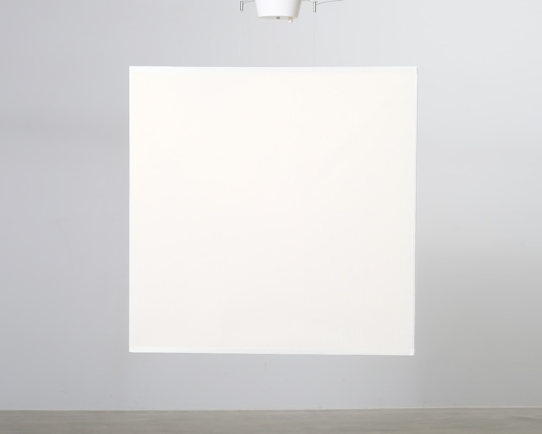 Korpi Design Pala taklampa vit