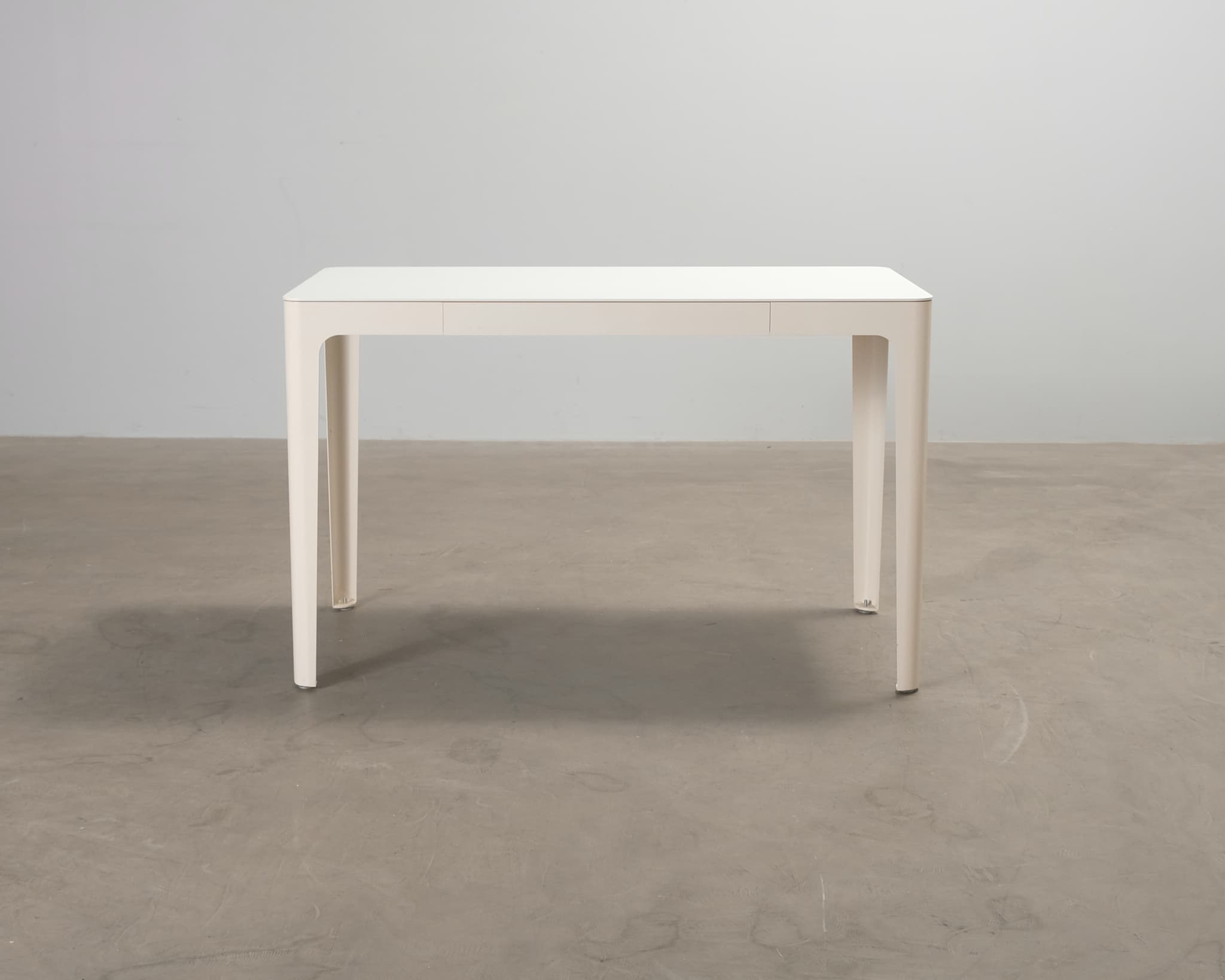 Kinnarps Ava bord vit