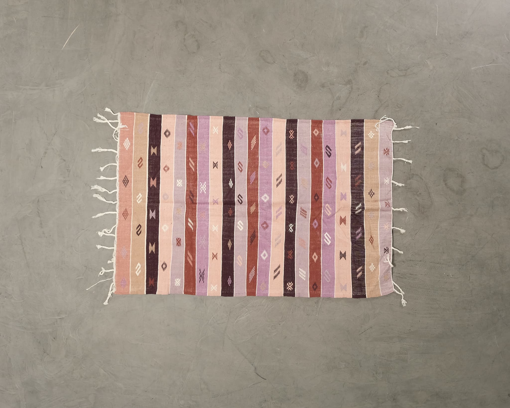 Zanafi nomadmatta röd 135 x 205 cm